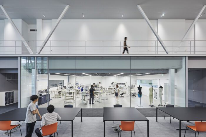© Nacasa & Partners Inc.3