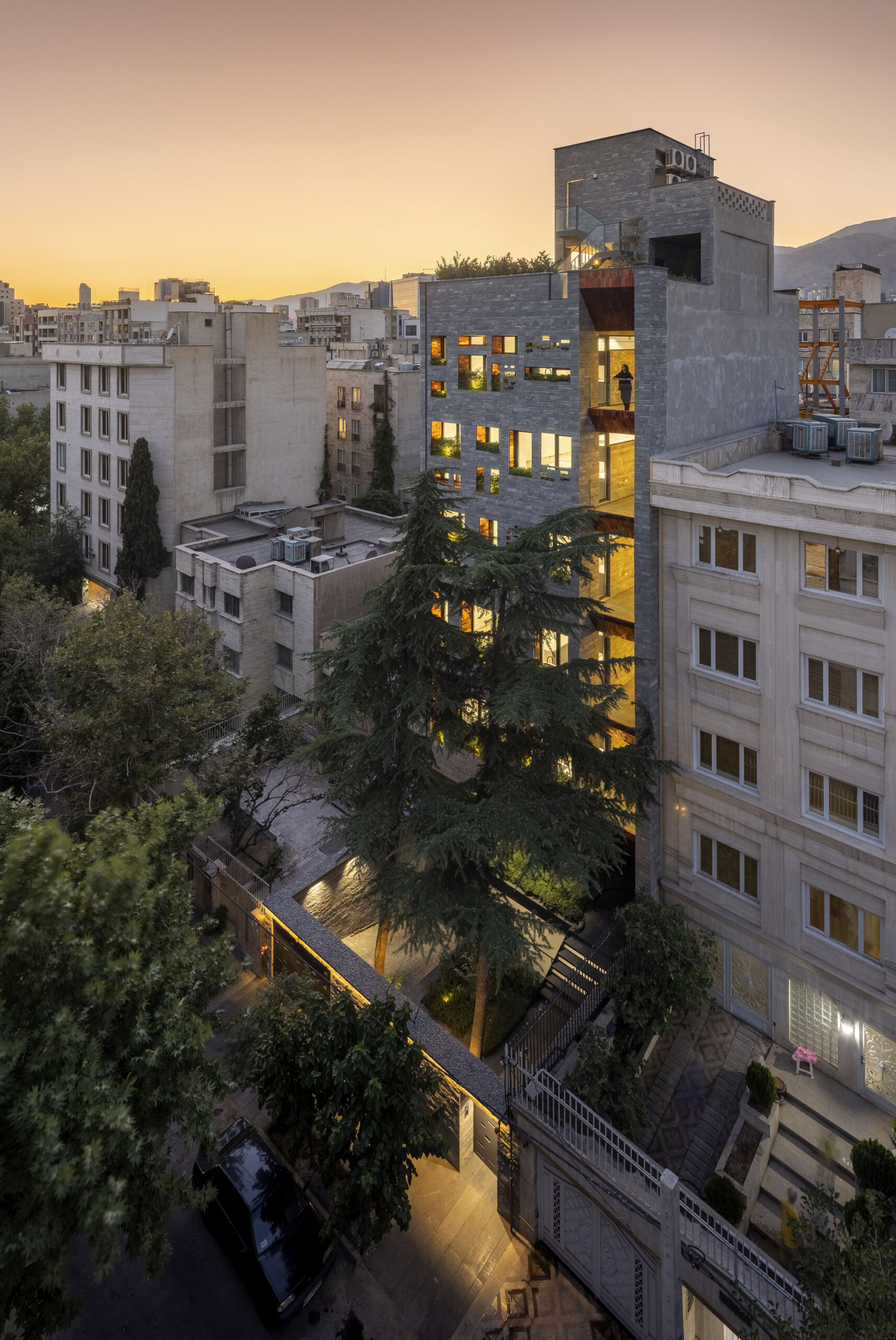 Darya Residential Building