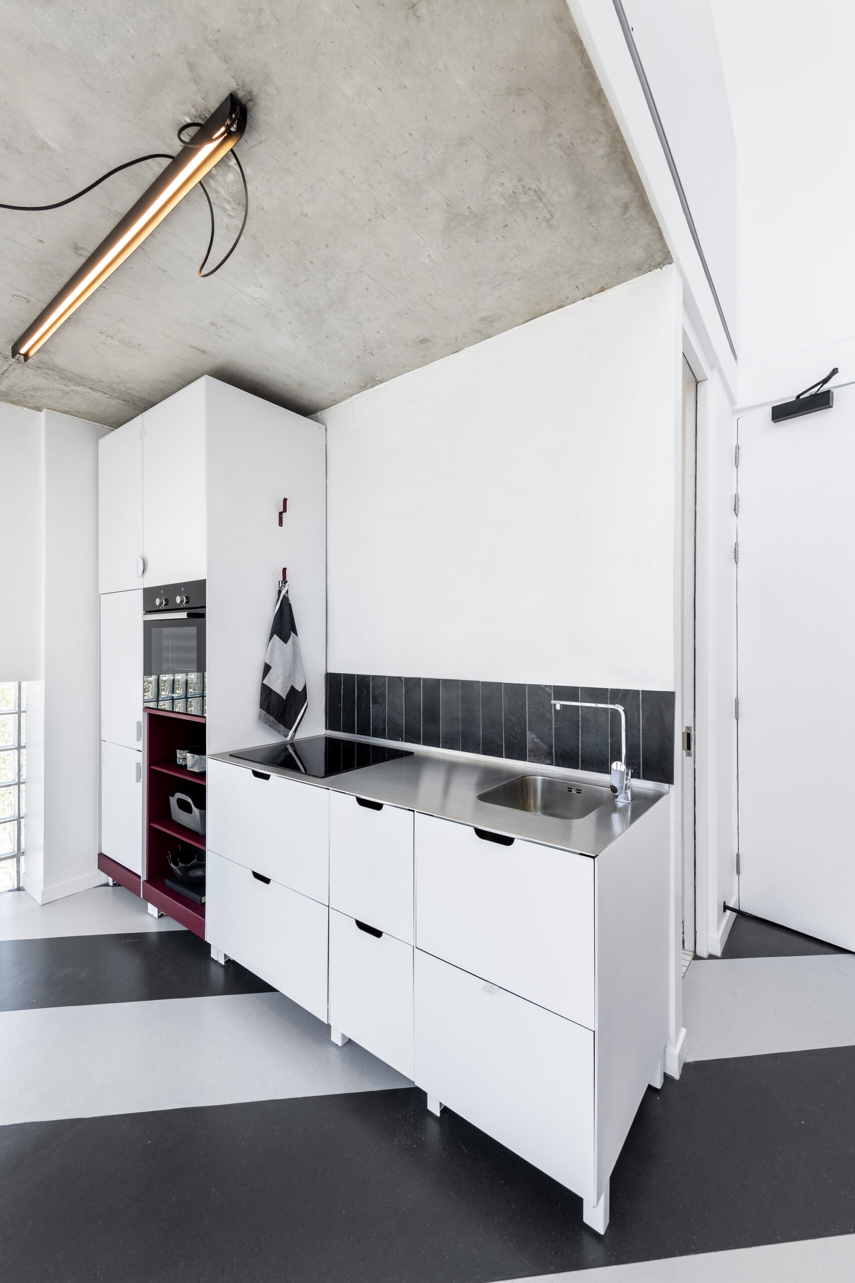 Uxolo Apartments