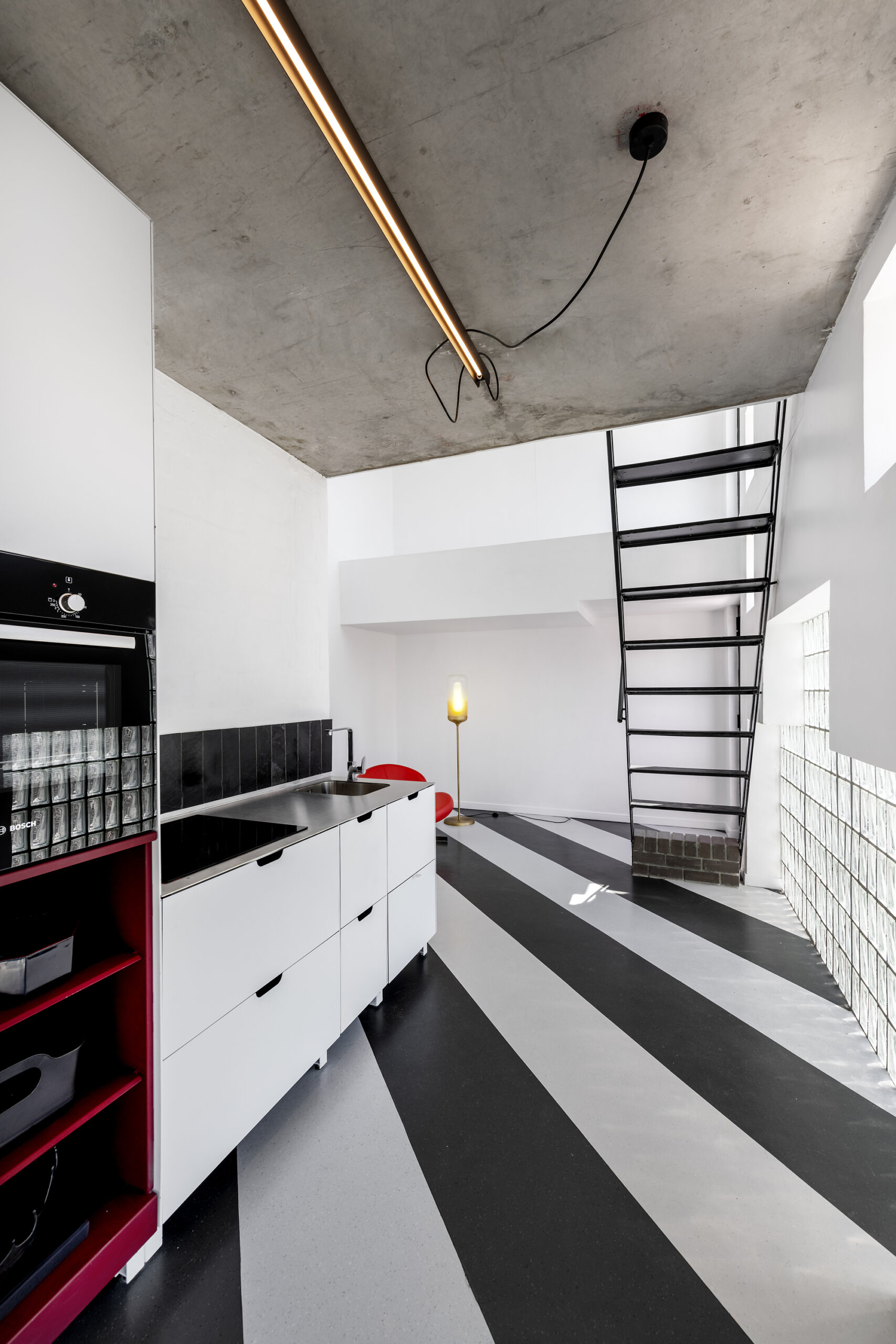 Uxolo Apartments