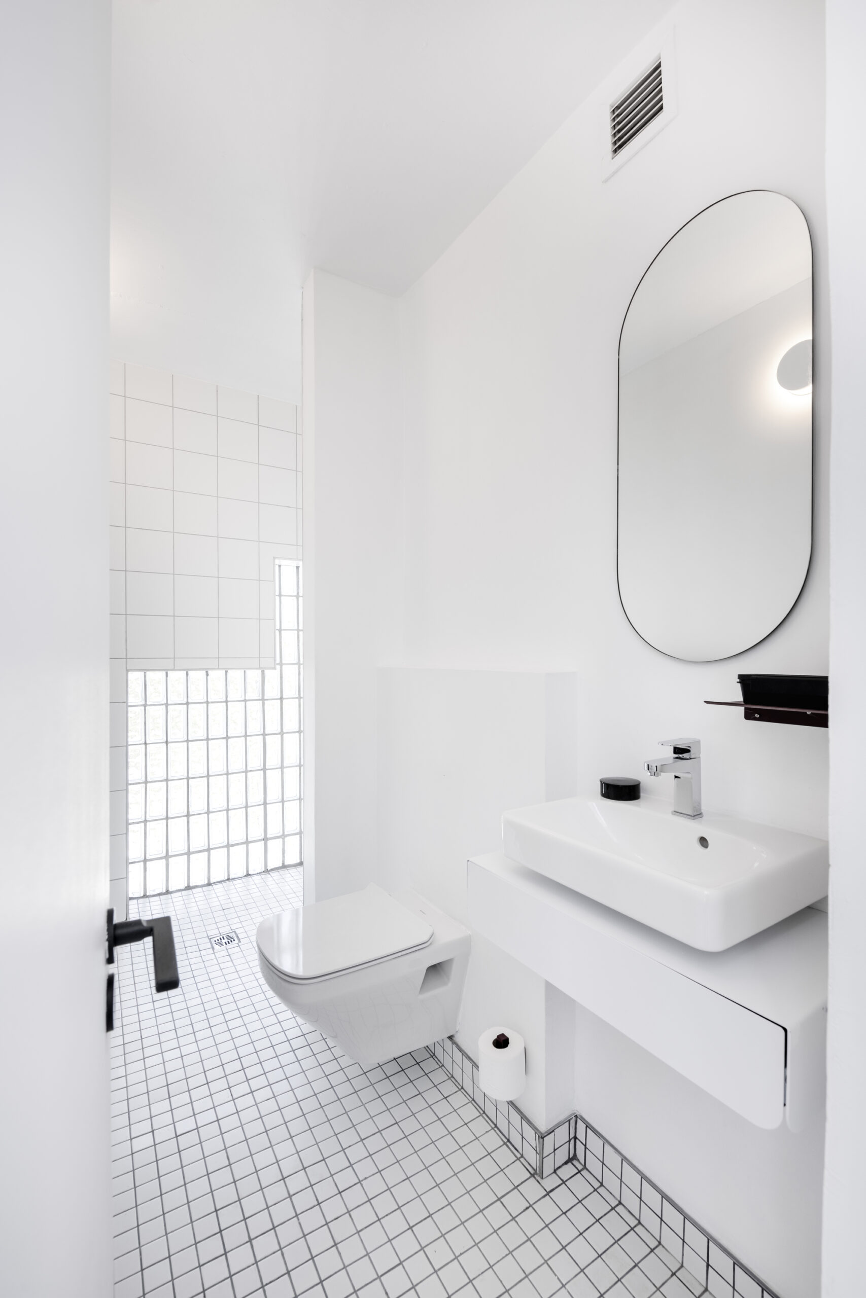 Uxolo Apartments
