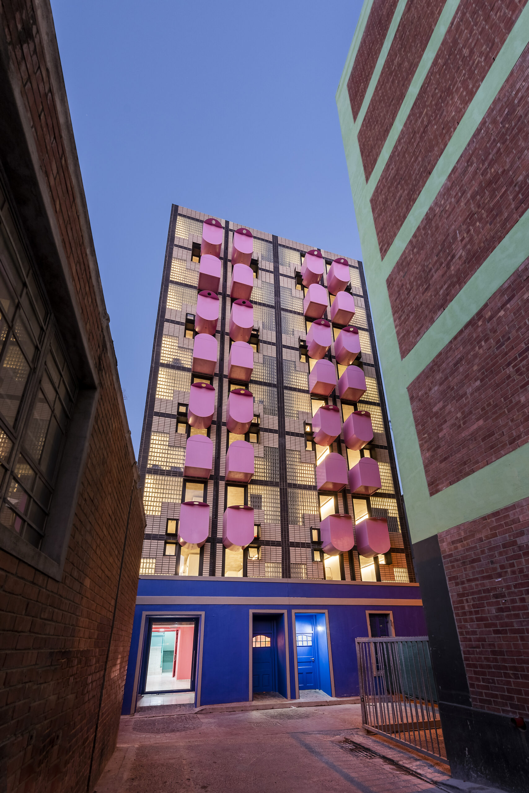 Uxolo Apartments