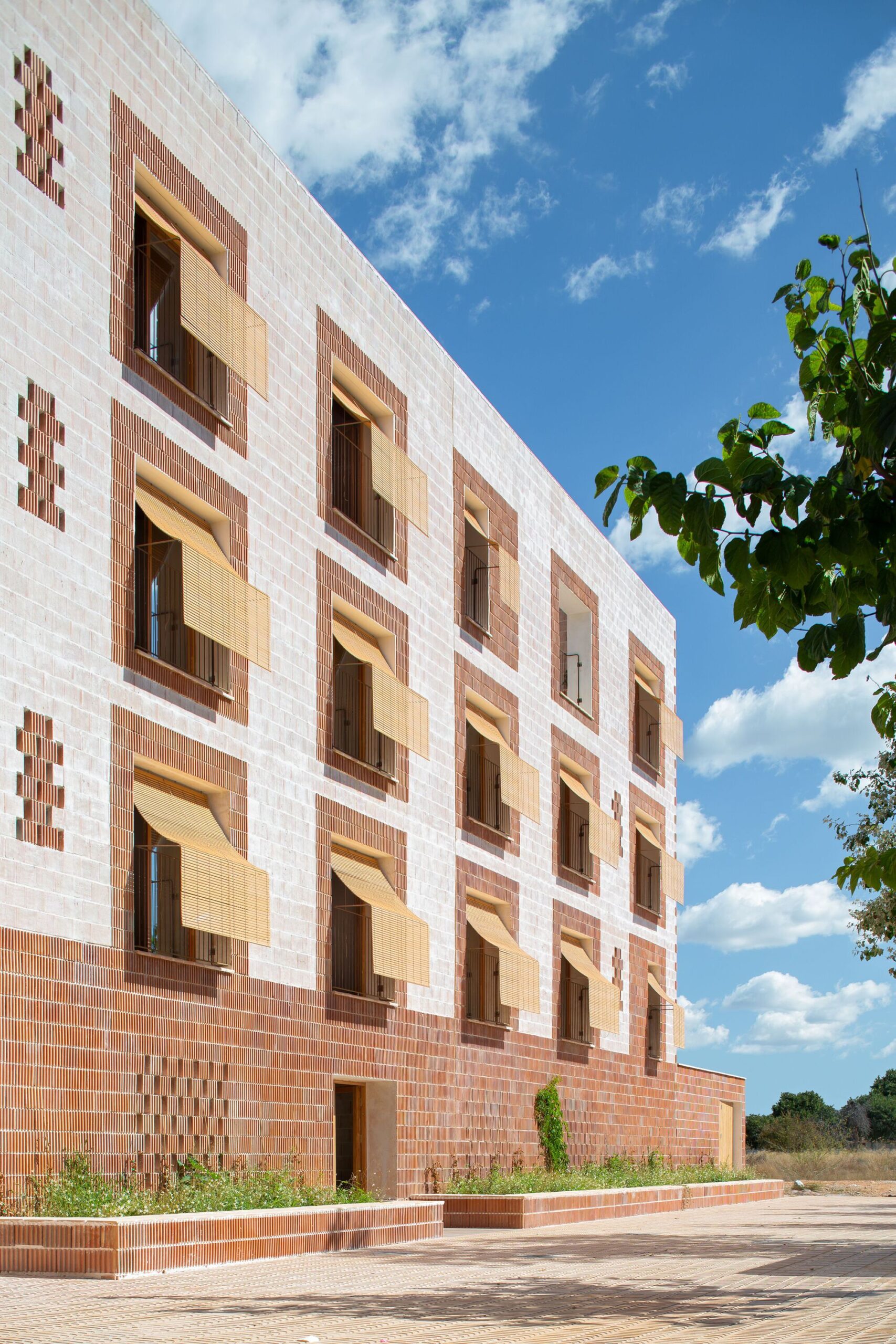 Public Housing in Platja D’En Bossa