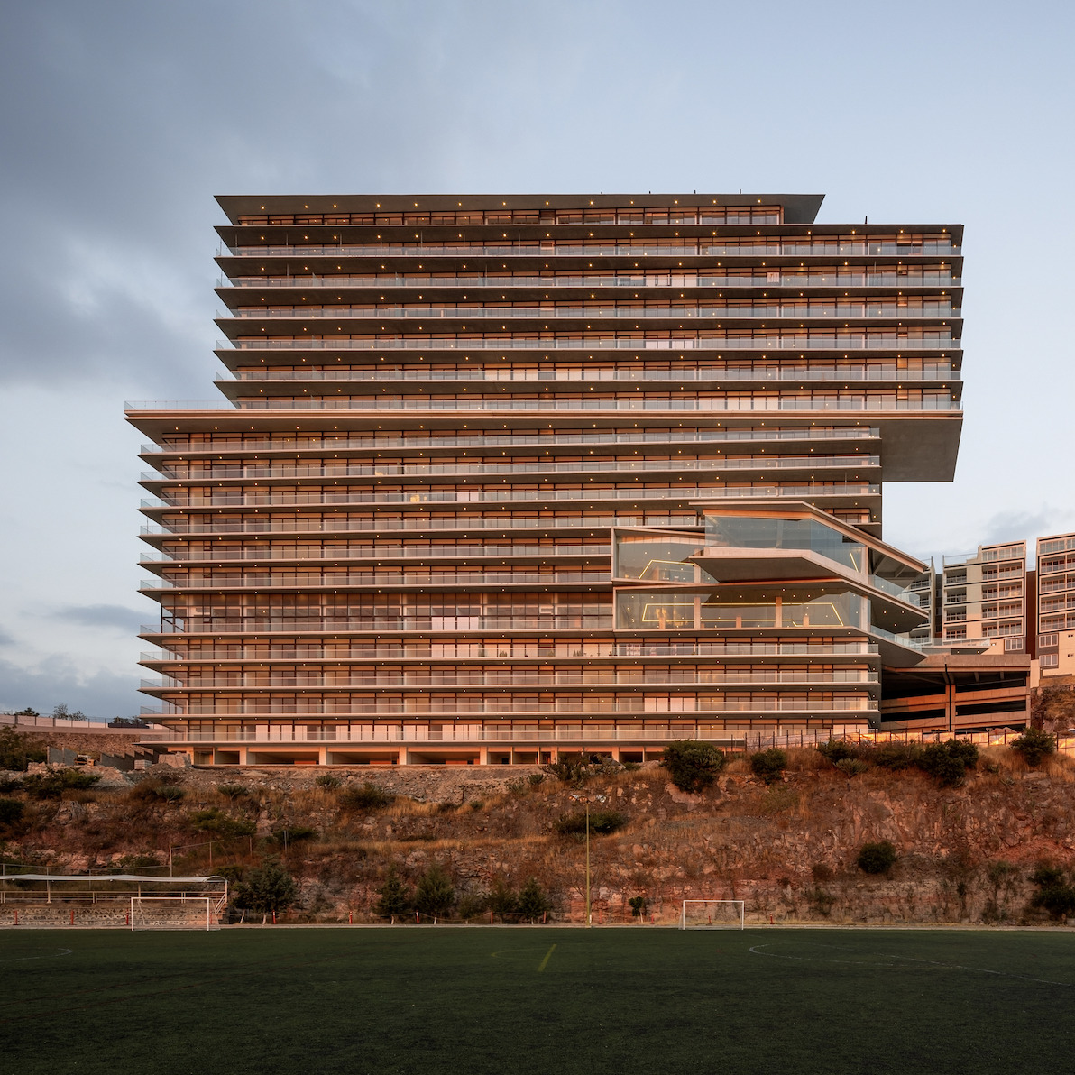 Amirá Building