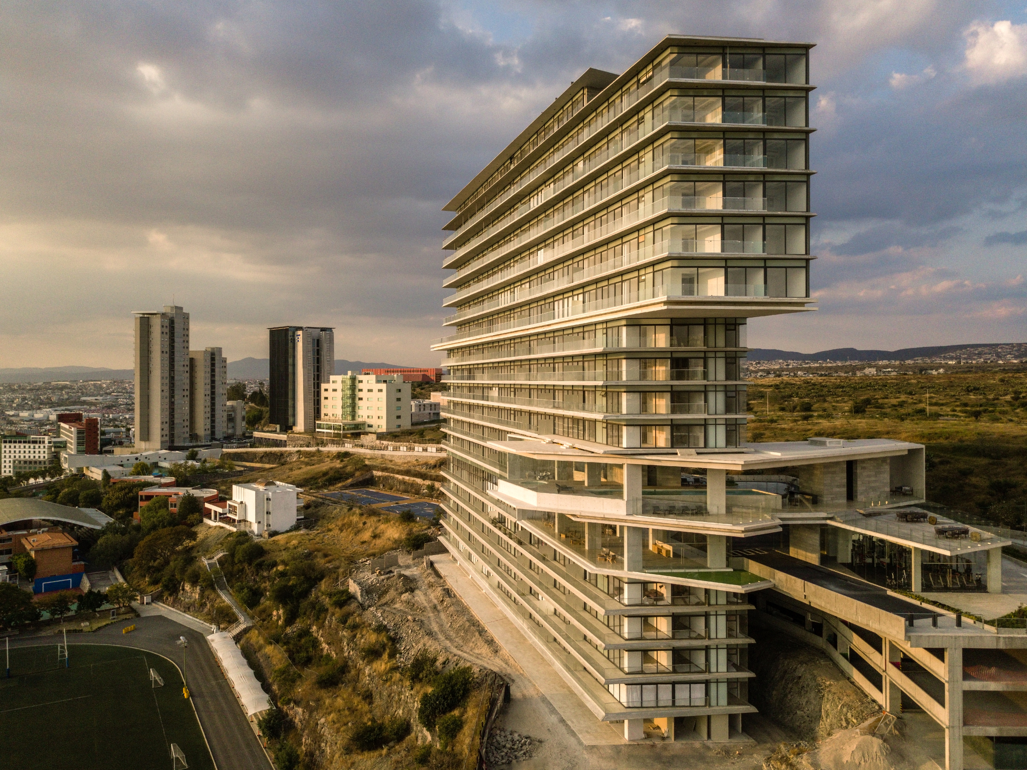 Amirá Building