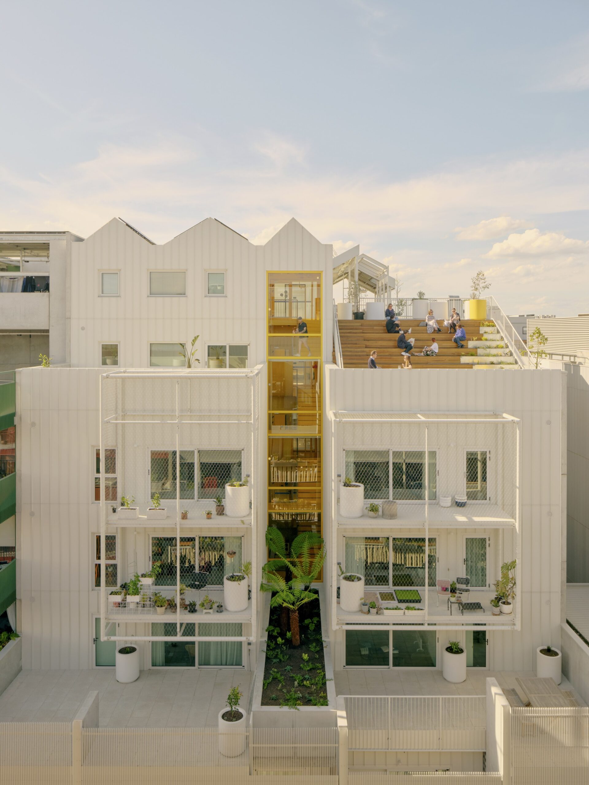 #10 Apartment | Padiav Parth Architects