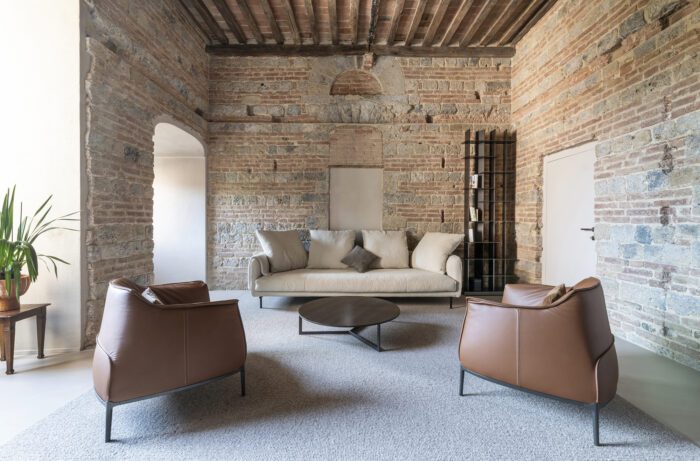 Apartment inside a Medieval Tower | CMTarchitetti