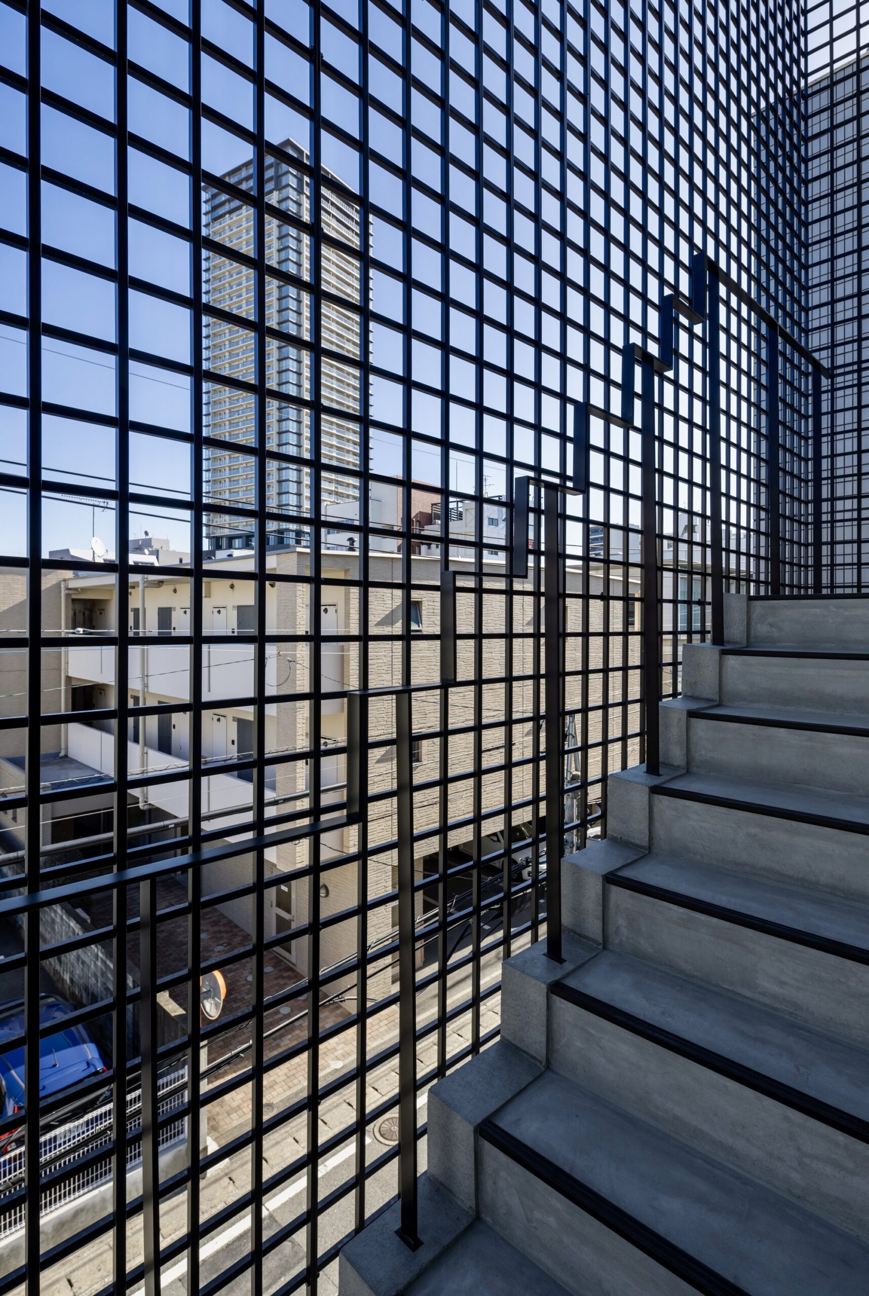 LATTICE in Fukuoka Multi-tenant Building