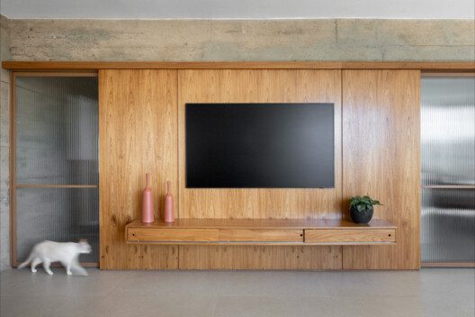 Aurora Apartment
