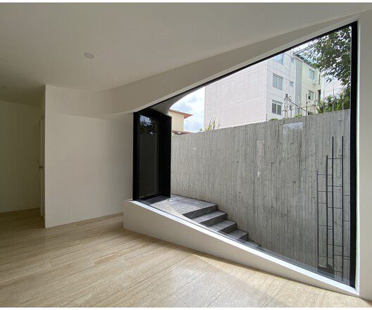 dl1310 young and ayata plus micha architecture 2 (1)