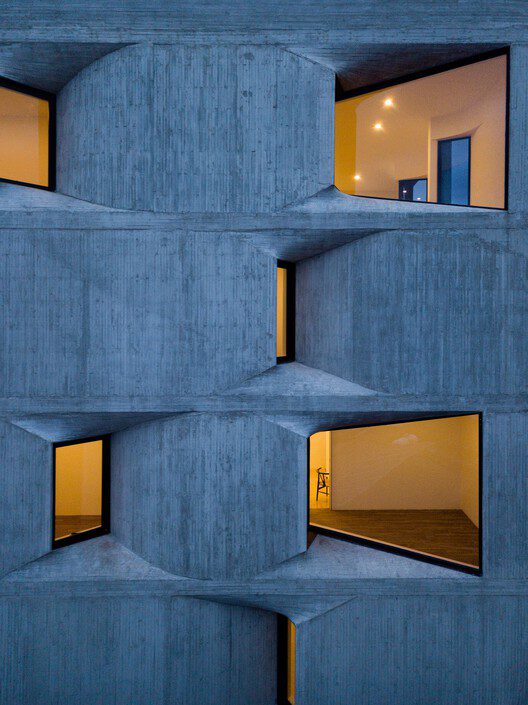 dl1310 young and ayata plus micha architecture 3