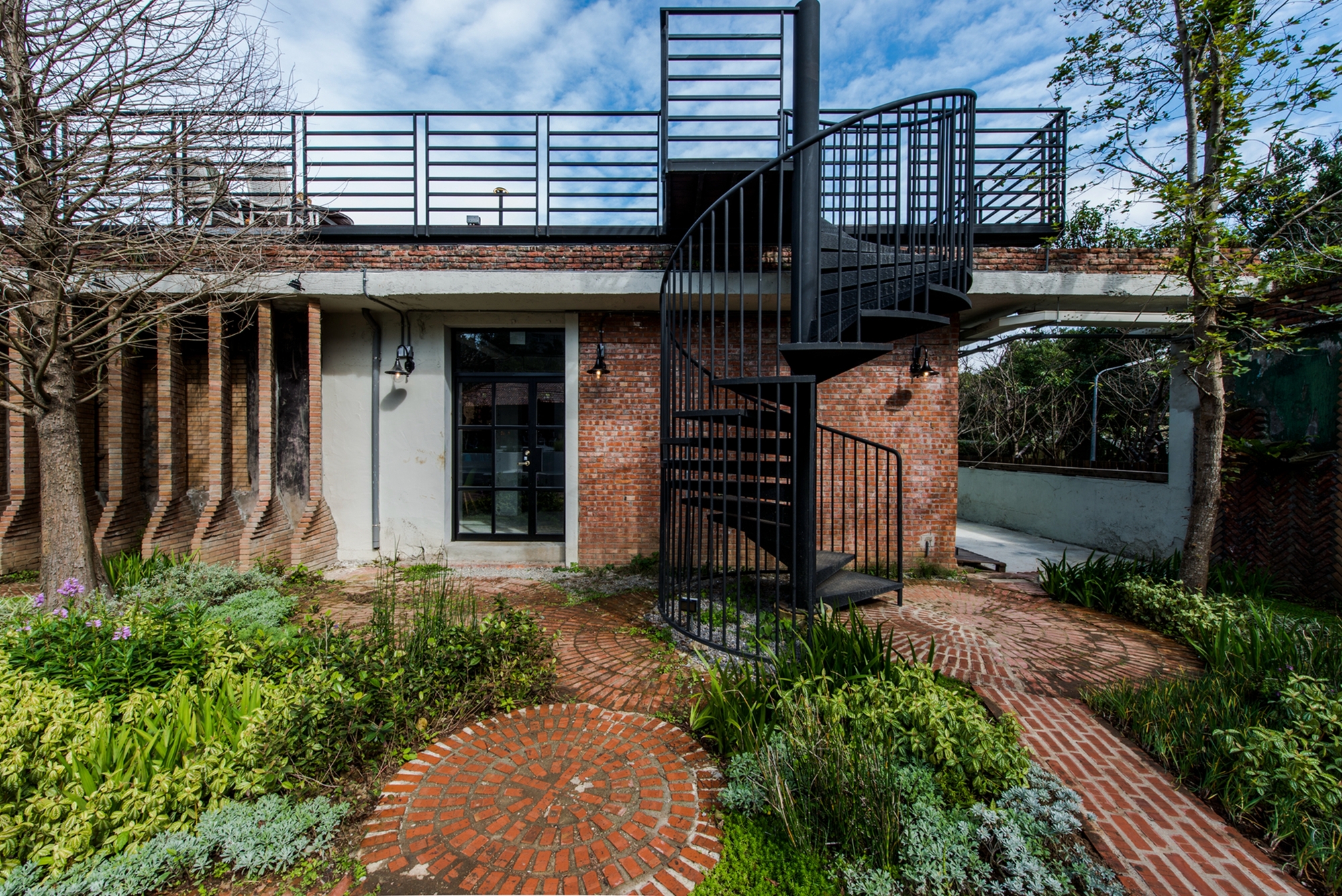 Brick Yard 33 1/3