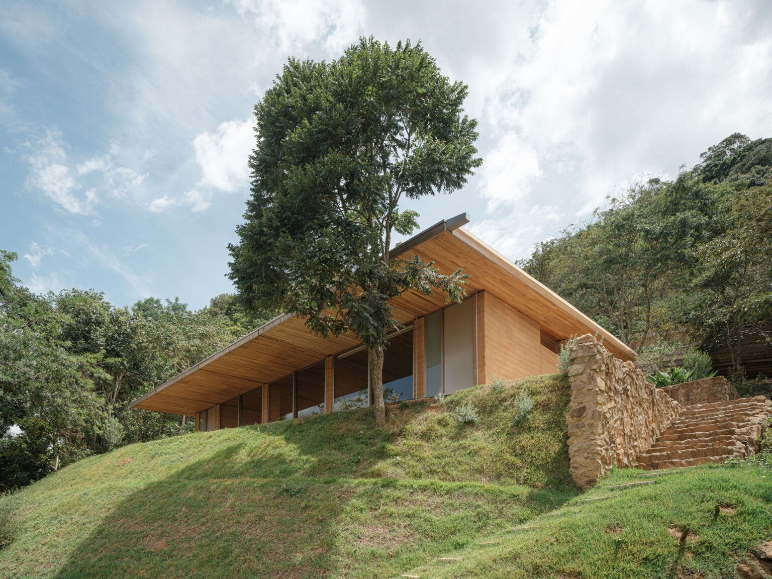Modular Houses in Piracaia | Arquipélago Arquitetos - Arch2O.com