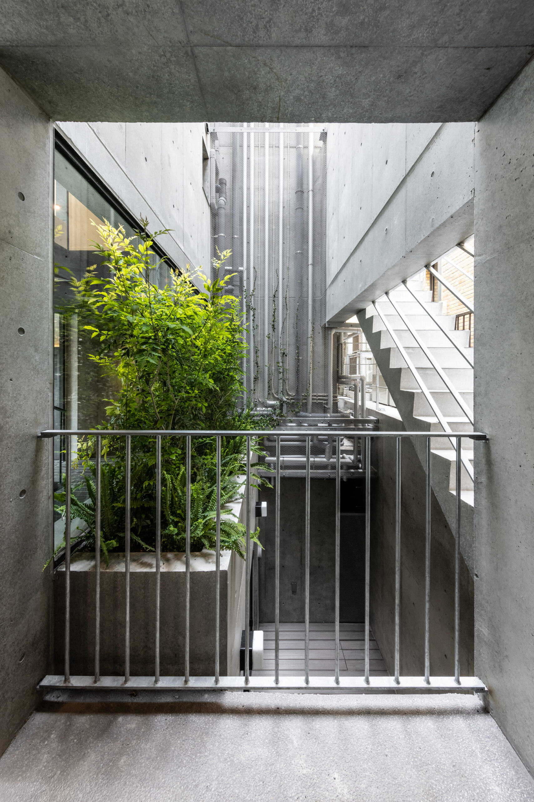 AUBE Toranomon Residential Building