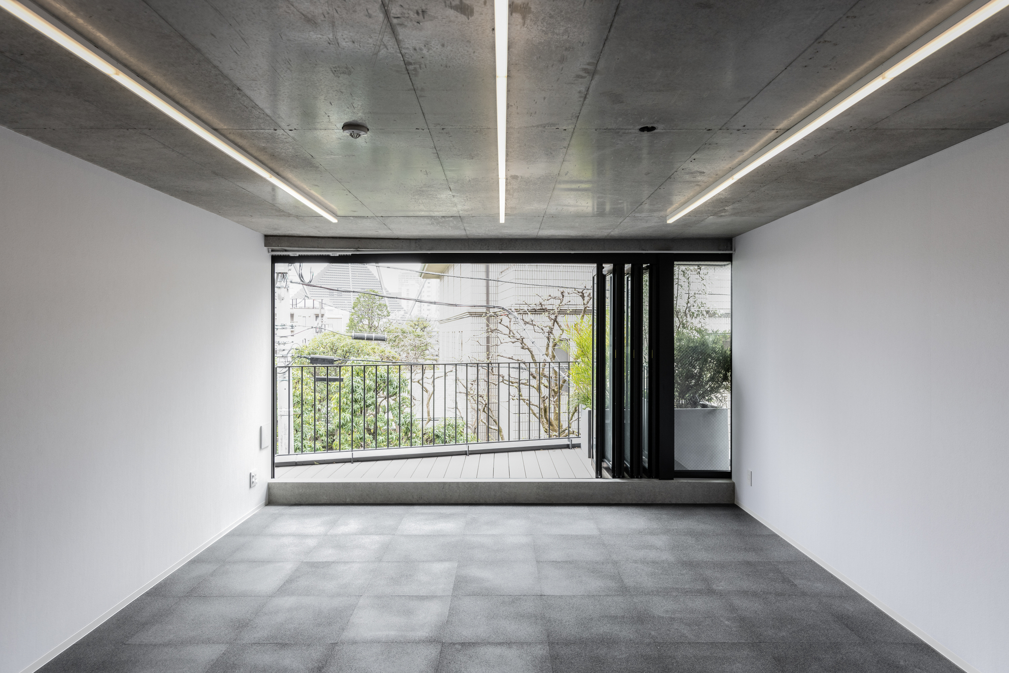 AUBE Toranomon Residential Building