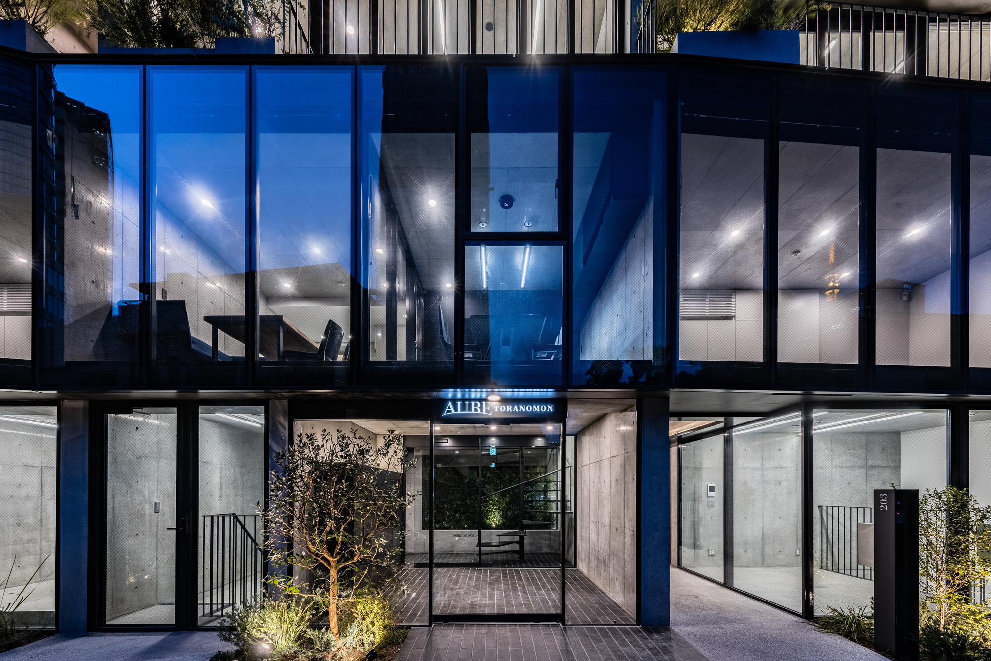 AUBE Toranomon Residential Building