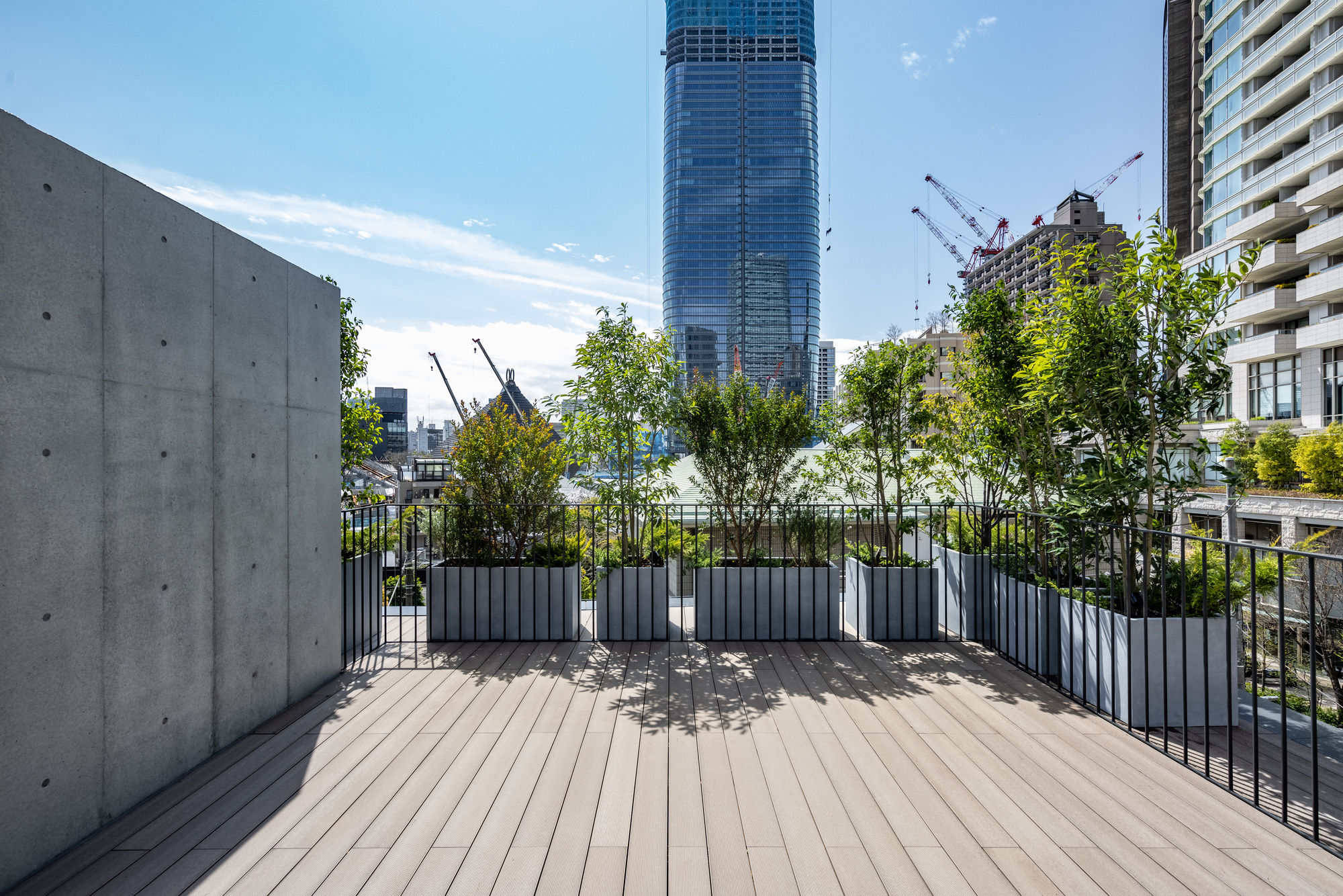AUBE Toranomon Residential Building