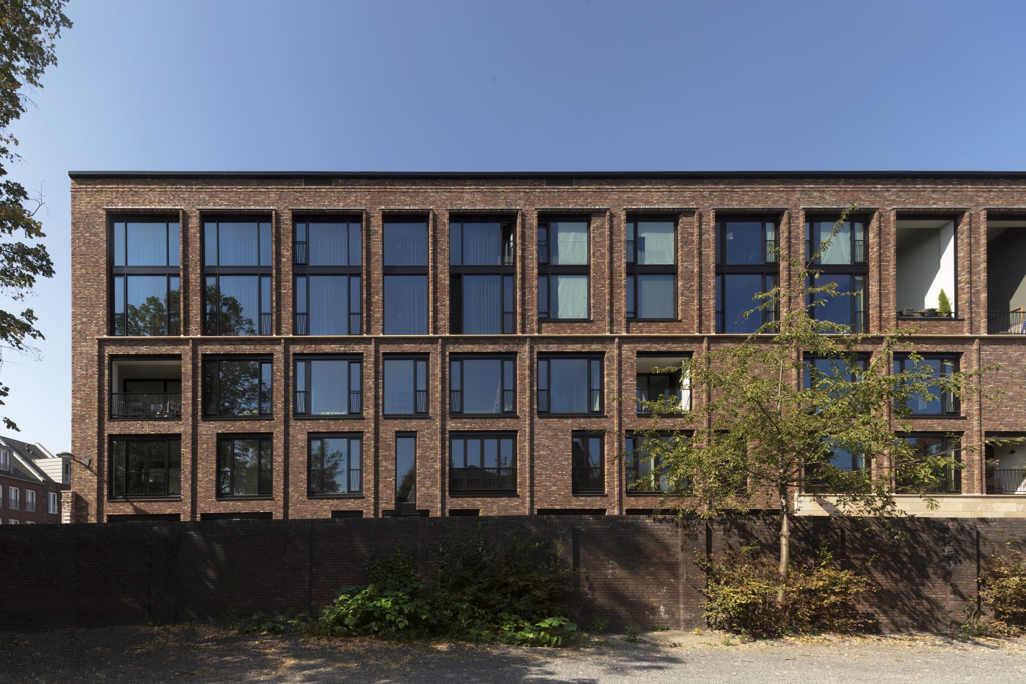 Collective Housing Les Mouleurs