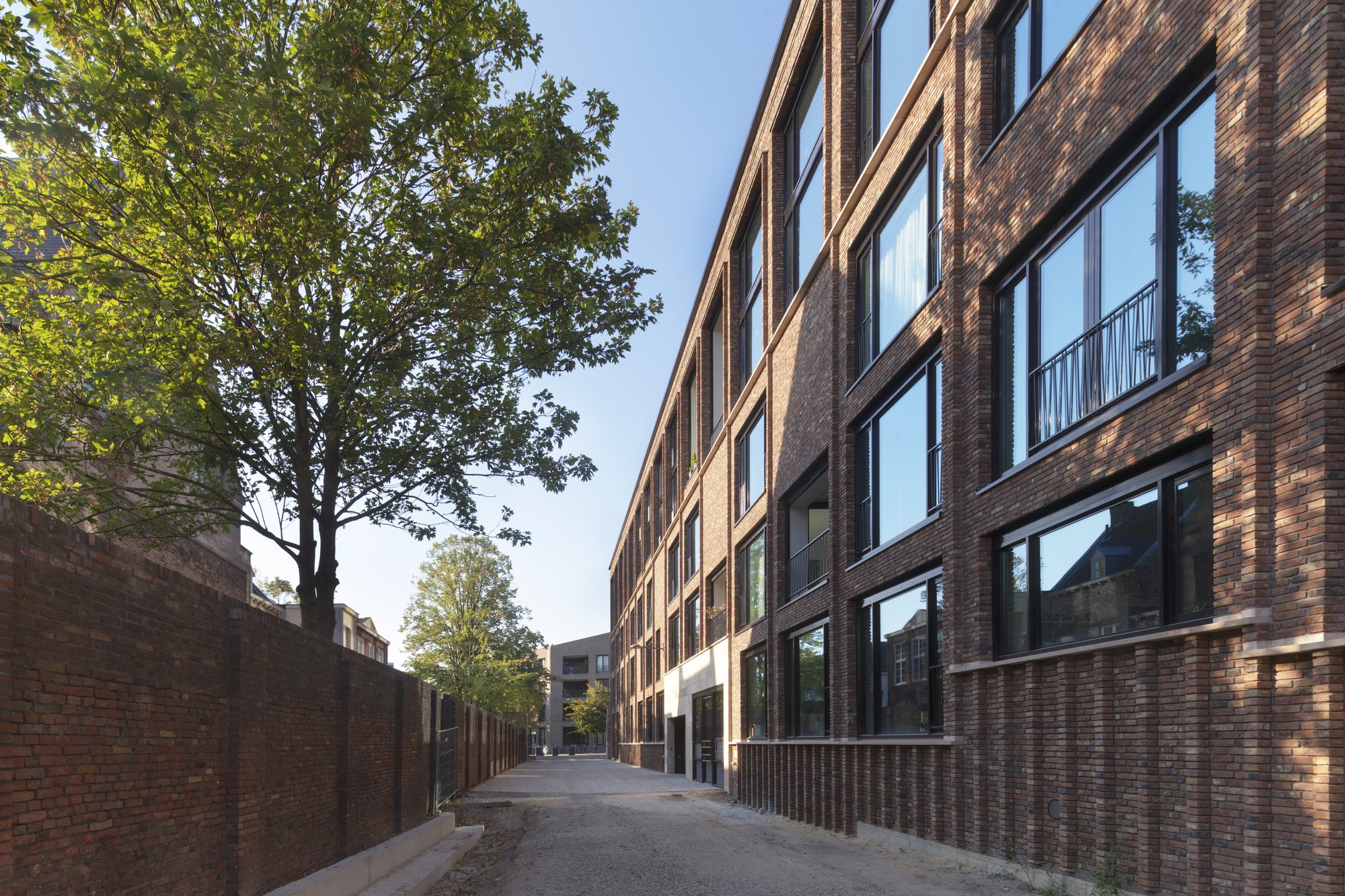 Collective Housing Les Mouleurs