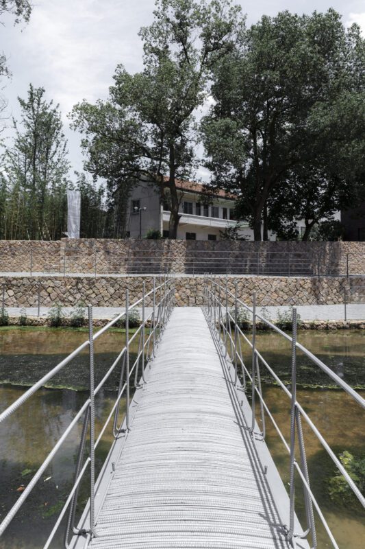 Ephemeral Bridge