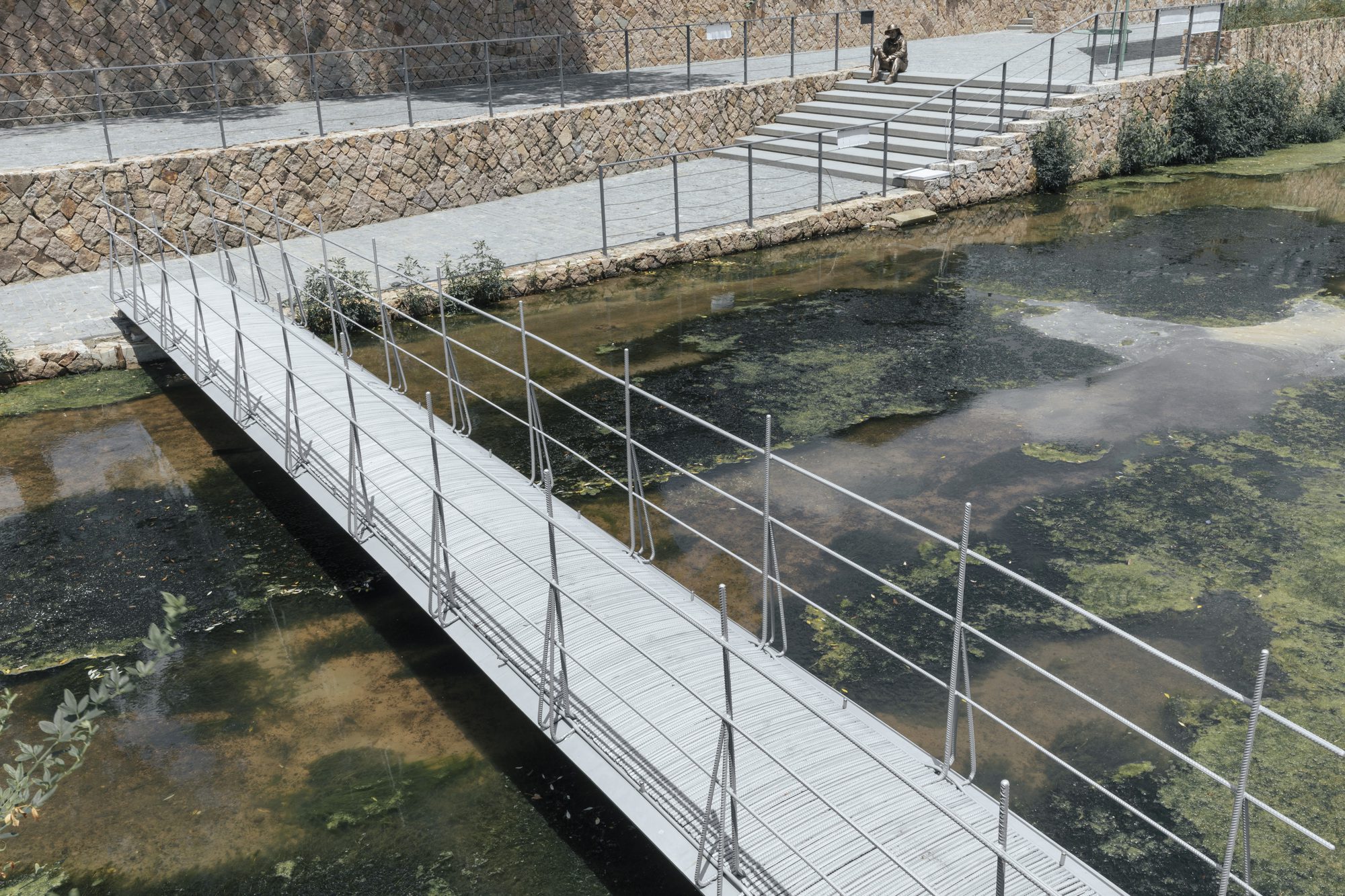 Ephemeral Bridge