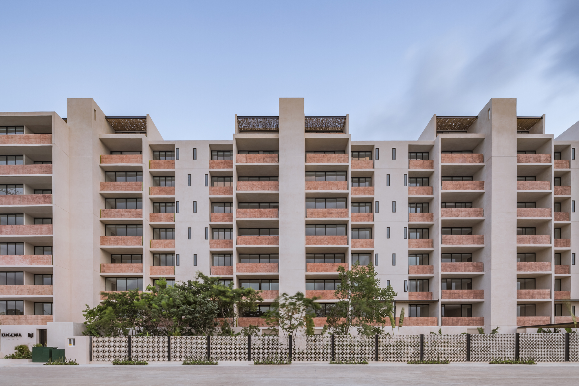 Eugenia Wow Condos