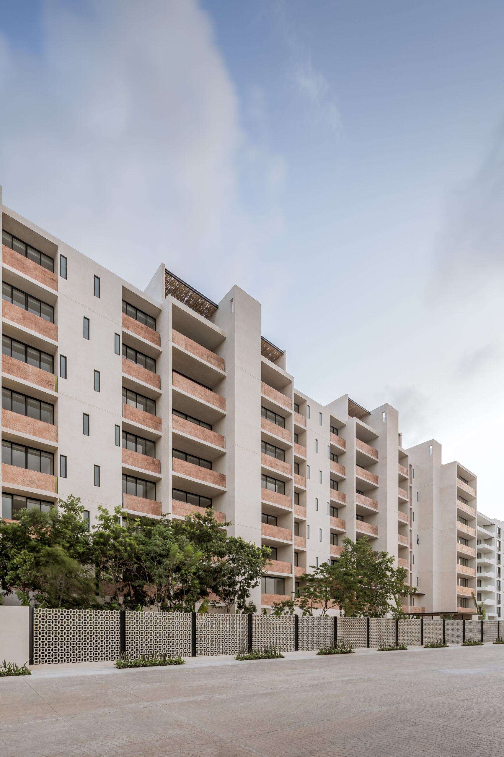 Eugenia Wow Condos