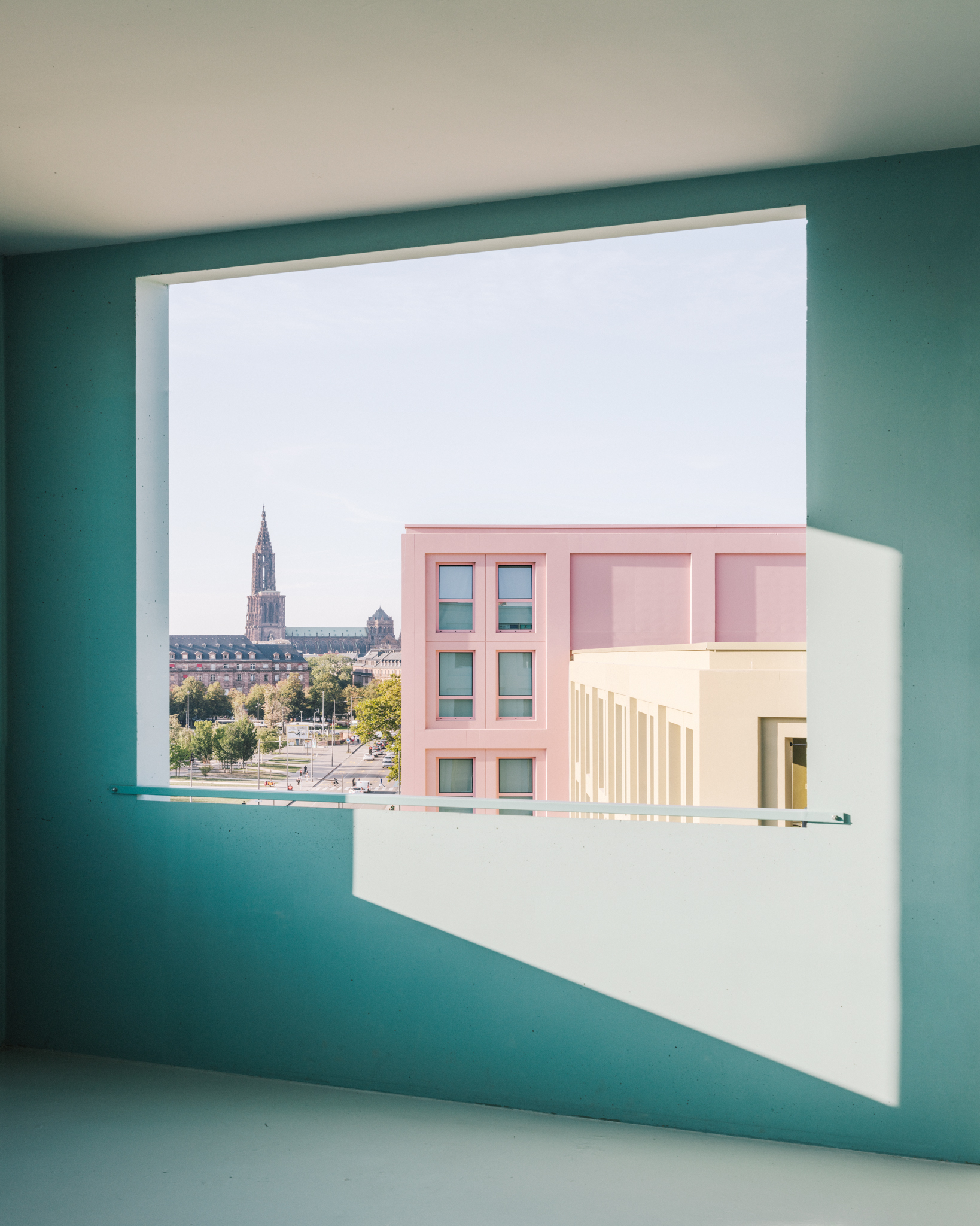 NOLISTRA Housing