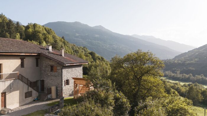 Les Planches Installation Building Element | Marina Poli + Philippe Paumelle