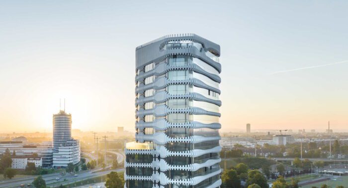 ZIPPER RKM 740 Tower