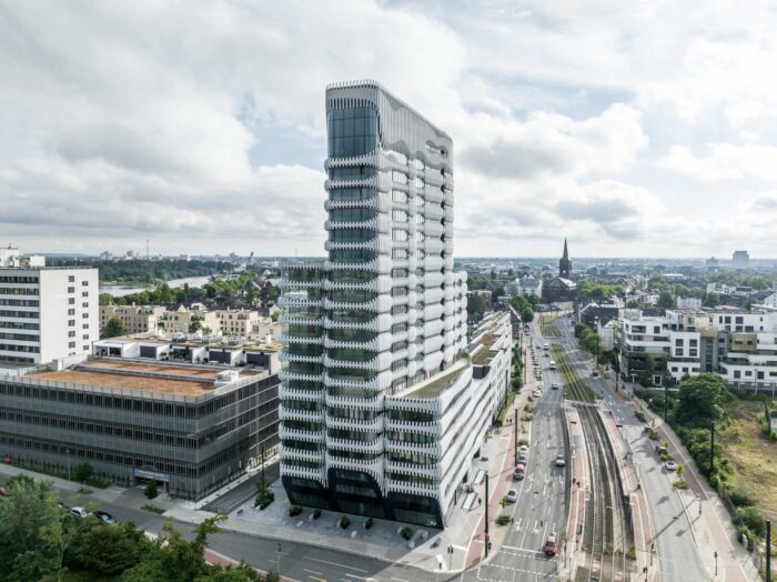 ZIPPER RKM 740 Tower