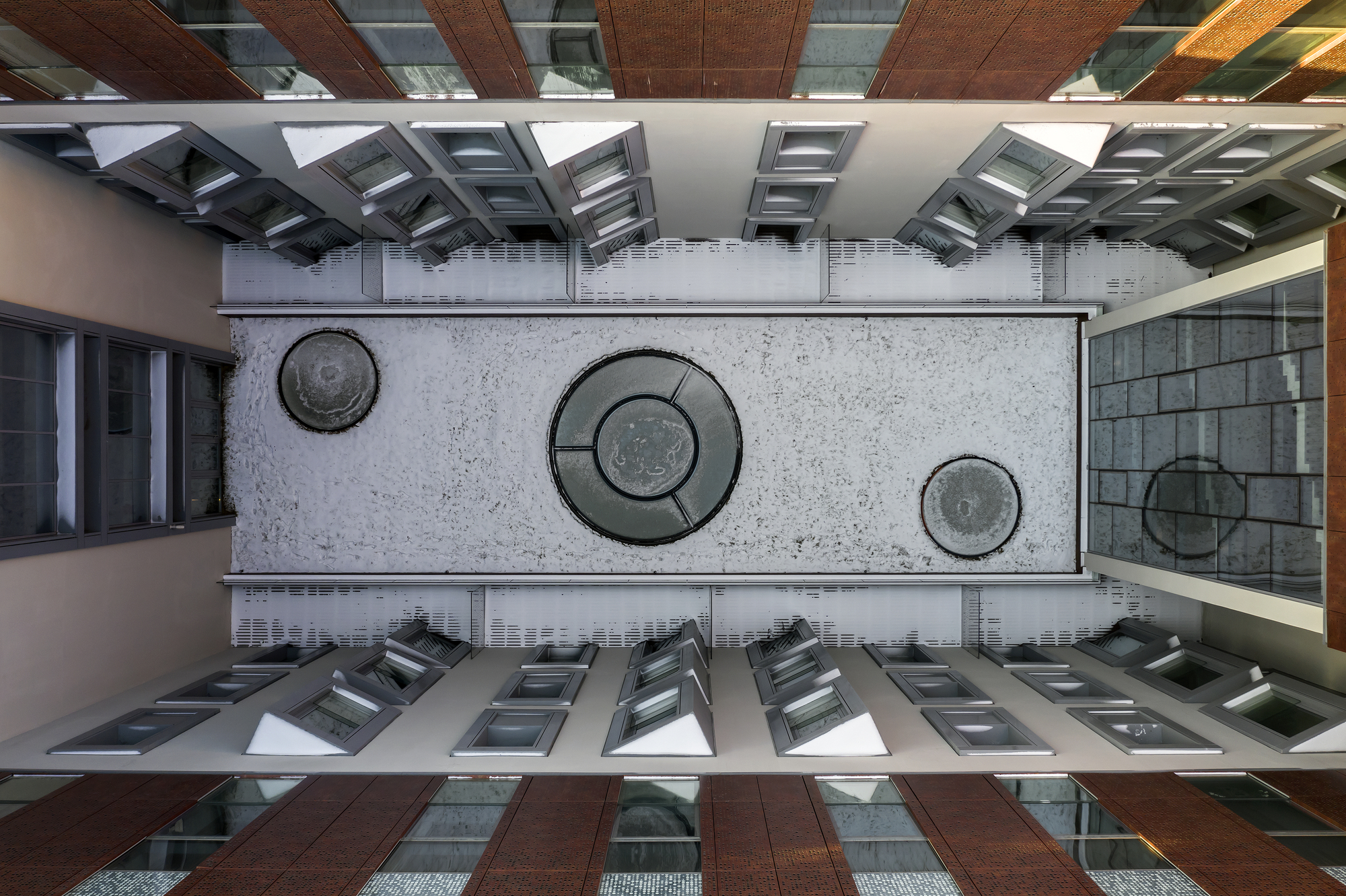 Sovremennik Residential Building Extension