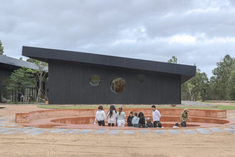 The Garzón School | Rosan Bosch Studio