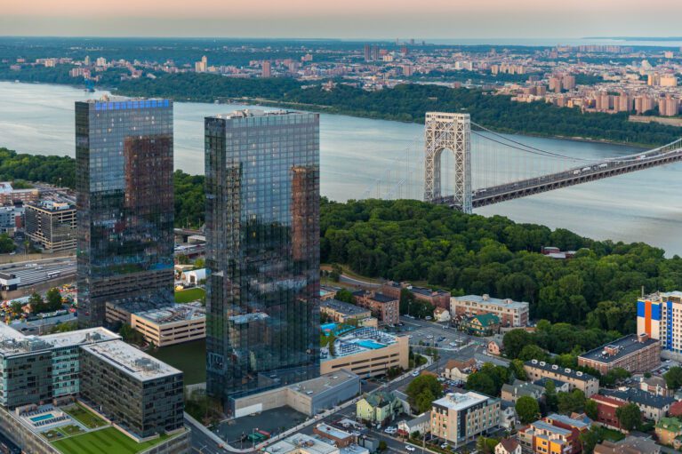 The Modern Residential Towers | Elkus Manfredi Architects