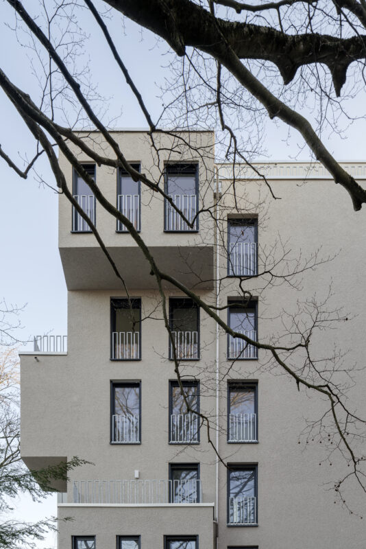 House with bay windows