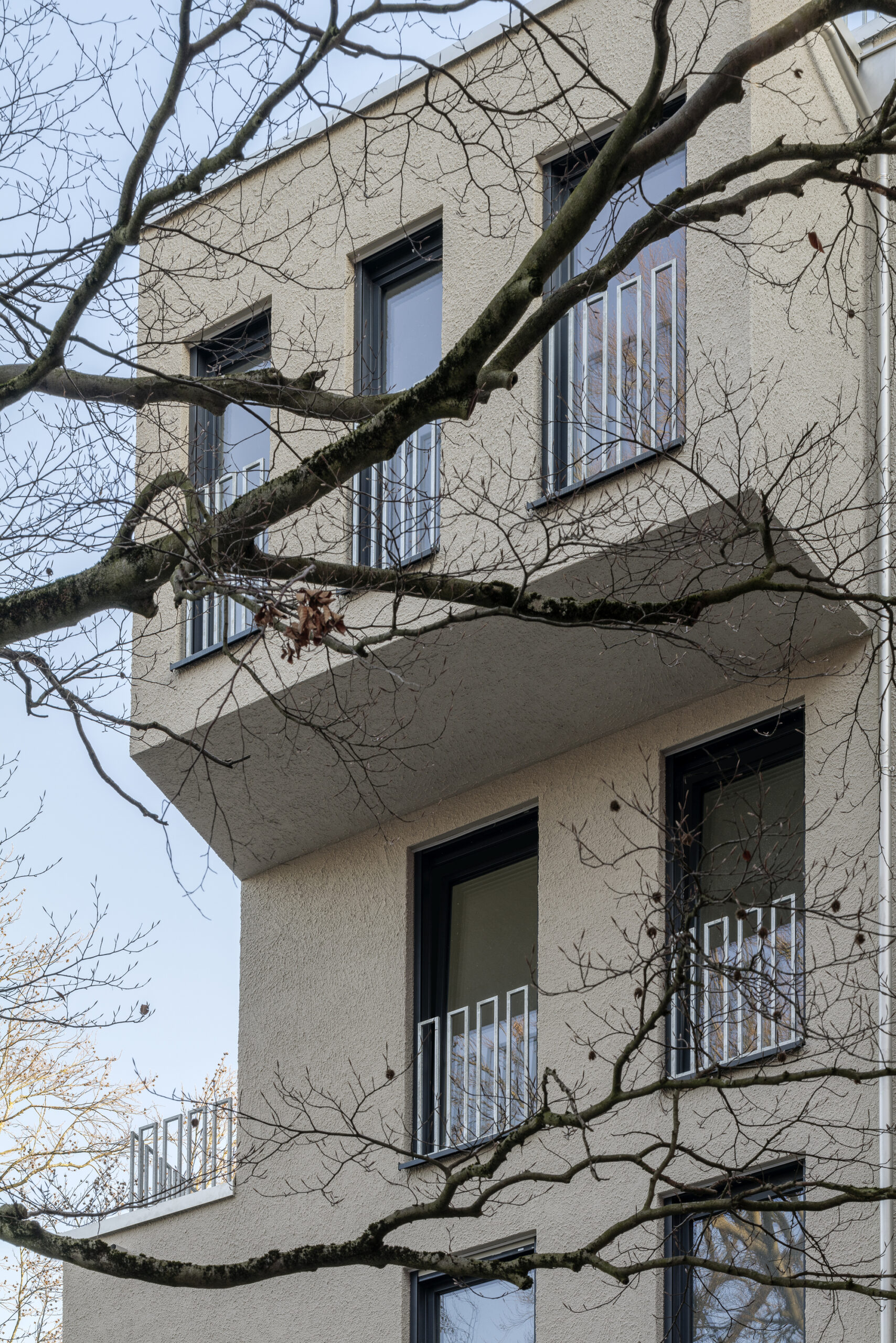 House with bay windows