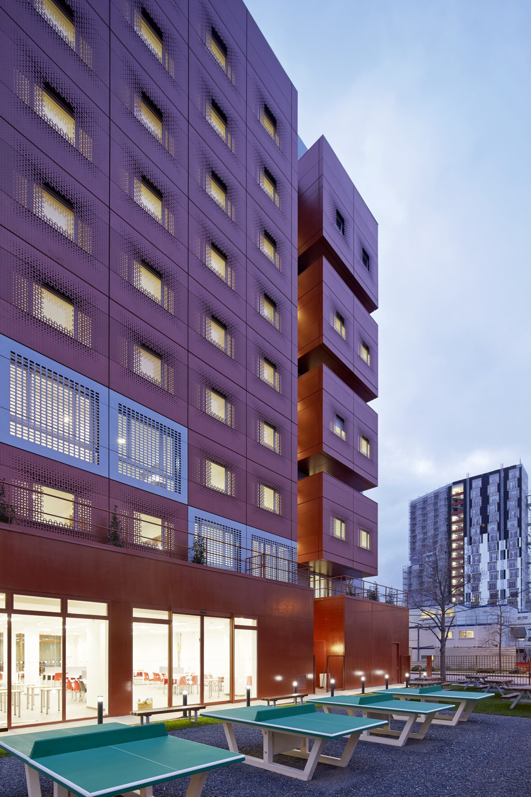 2en1 Students Halls