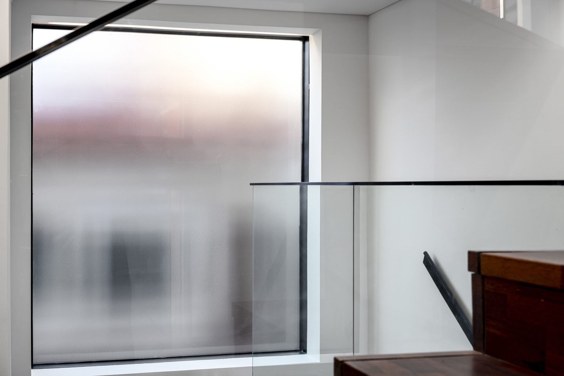 Three Planes Five Layers Apartment