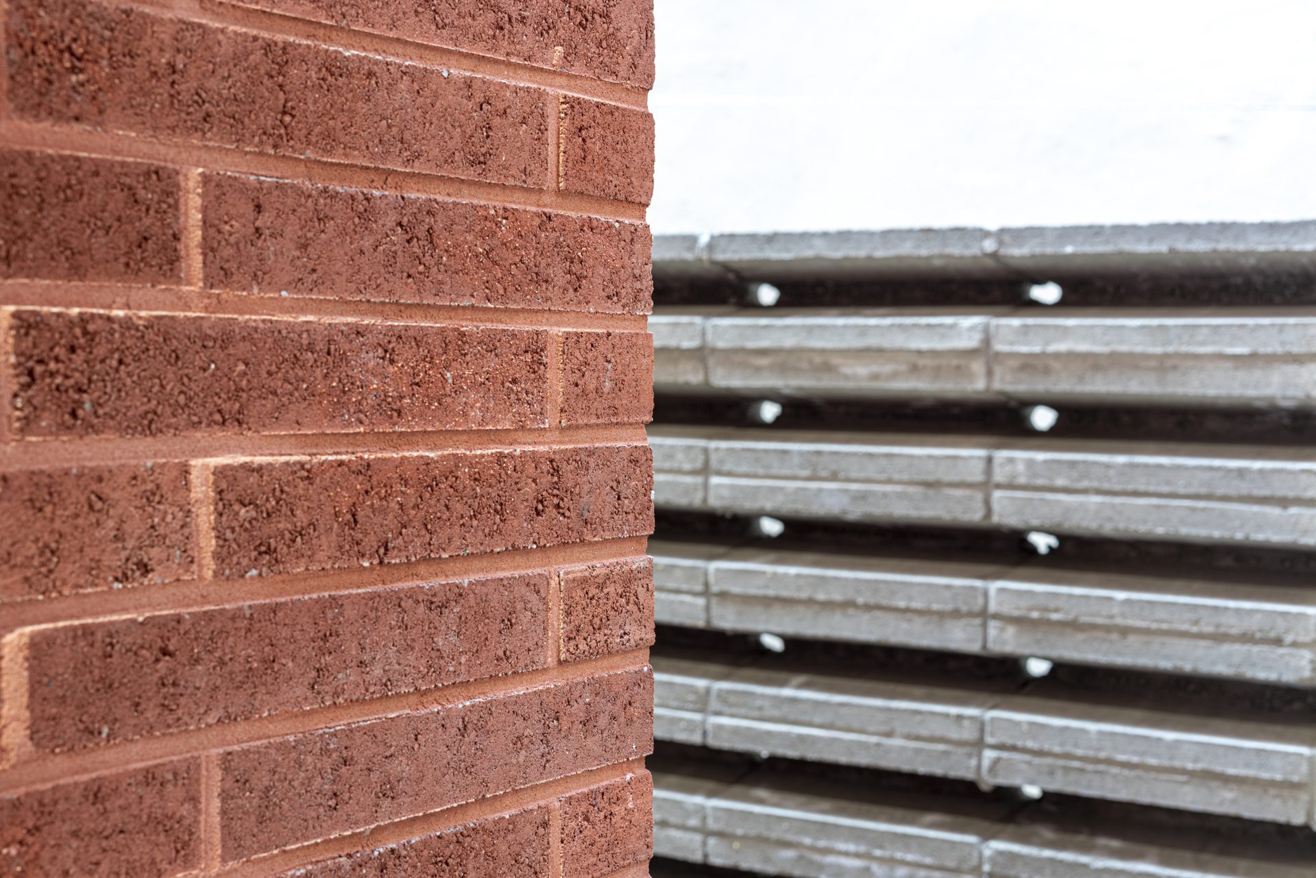 Three Planes Five Layers Apartment