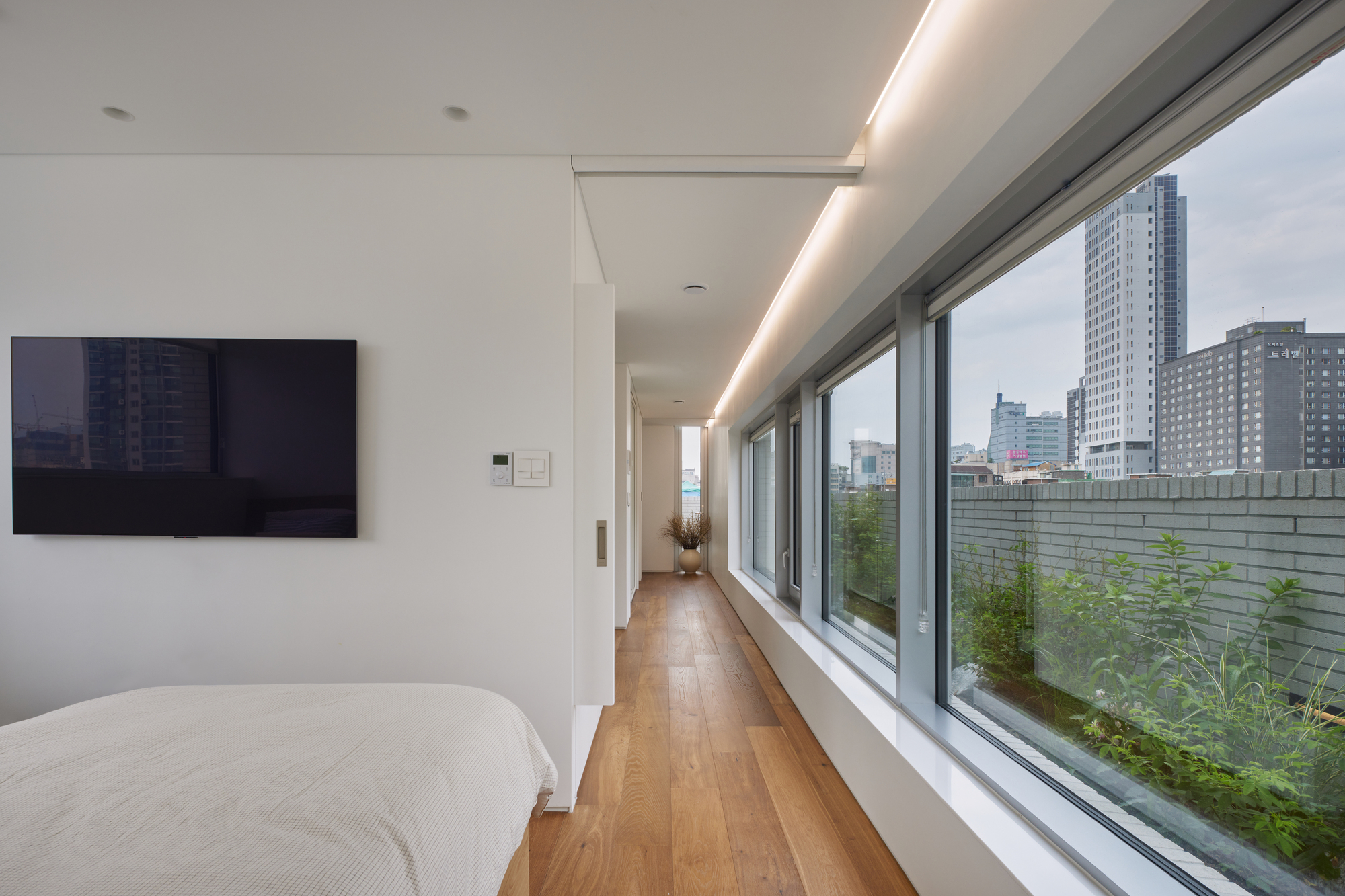 T Roof Commercial and Residential Building
