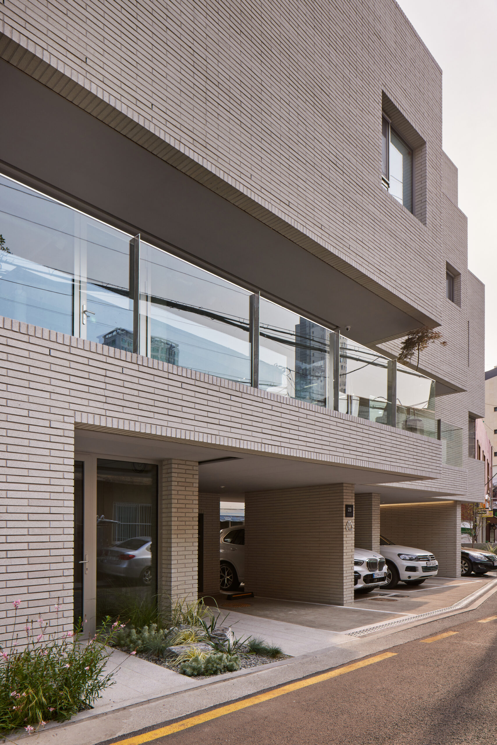 T Roof Commercial and Residential Building