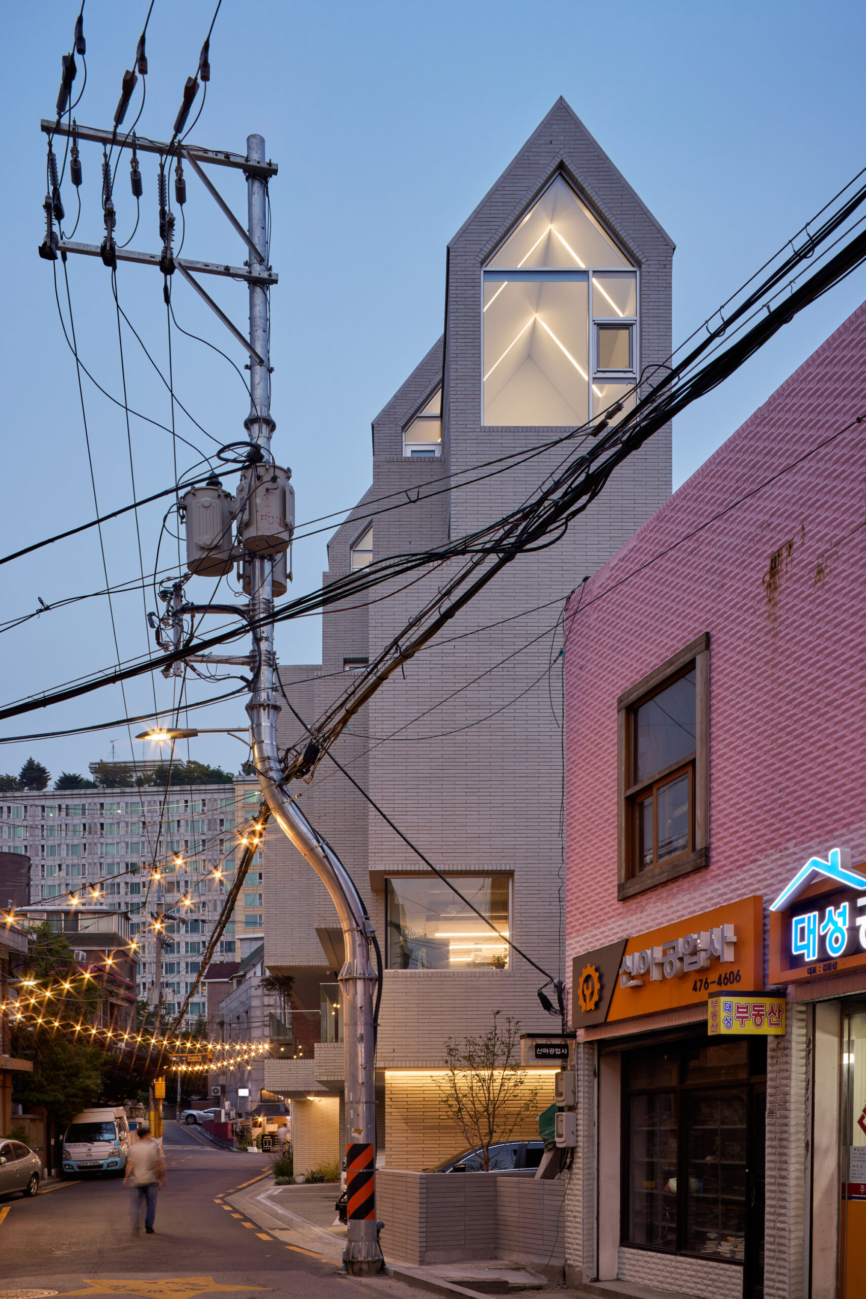 T Roof Commercial and Residential Building