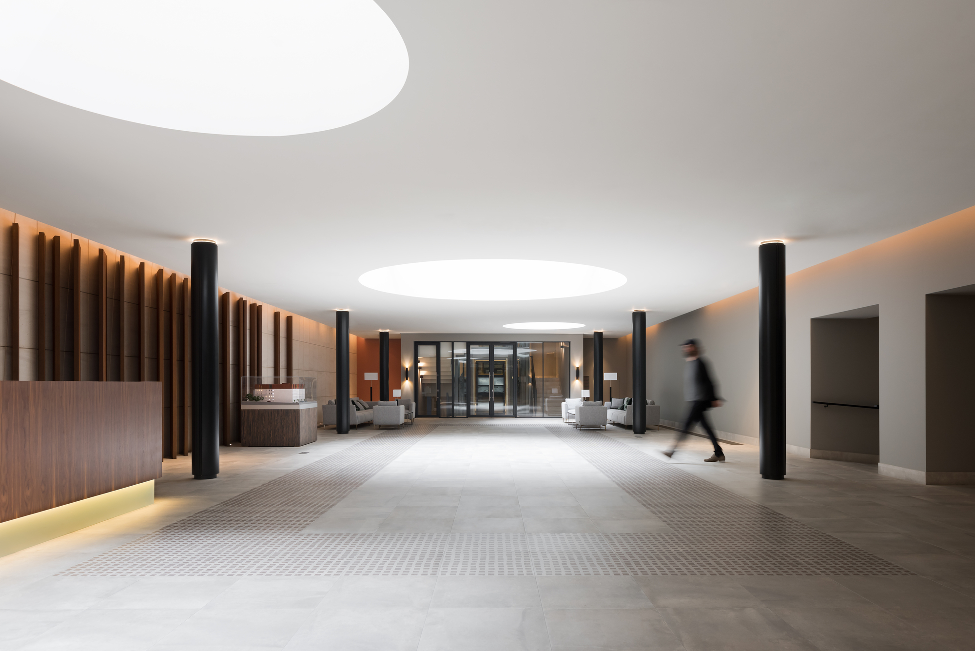 Sovremennik Residential Building Extension