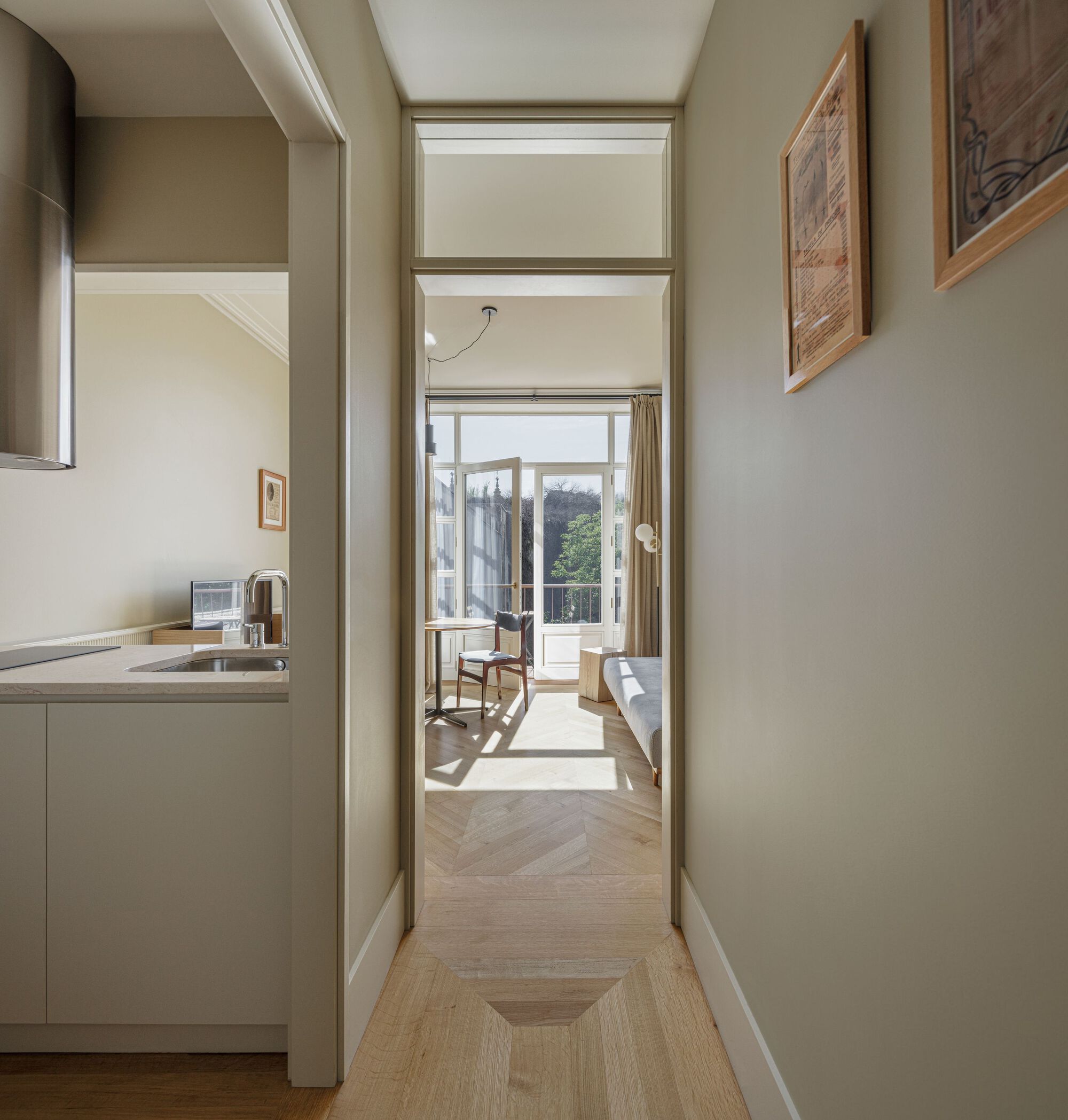 Villa Theatro Apartment Building