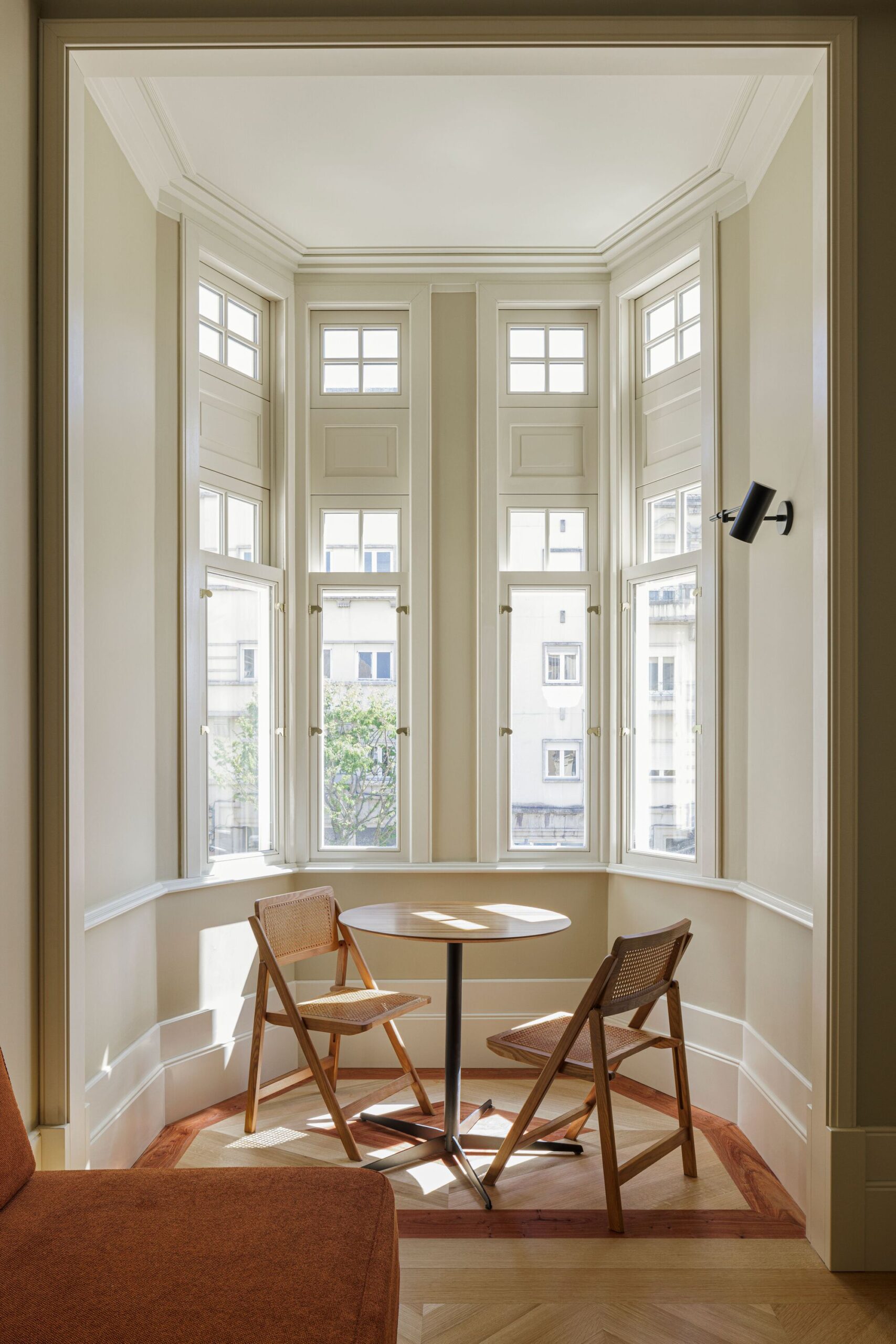 Villa Theatro Apartment Building