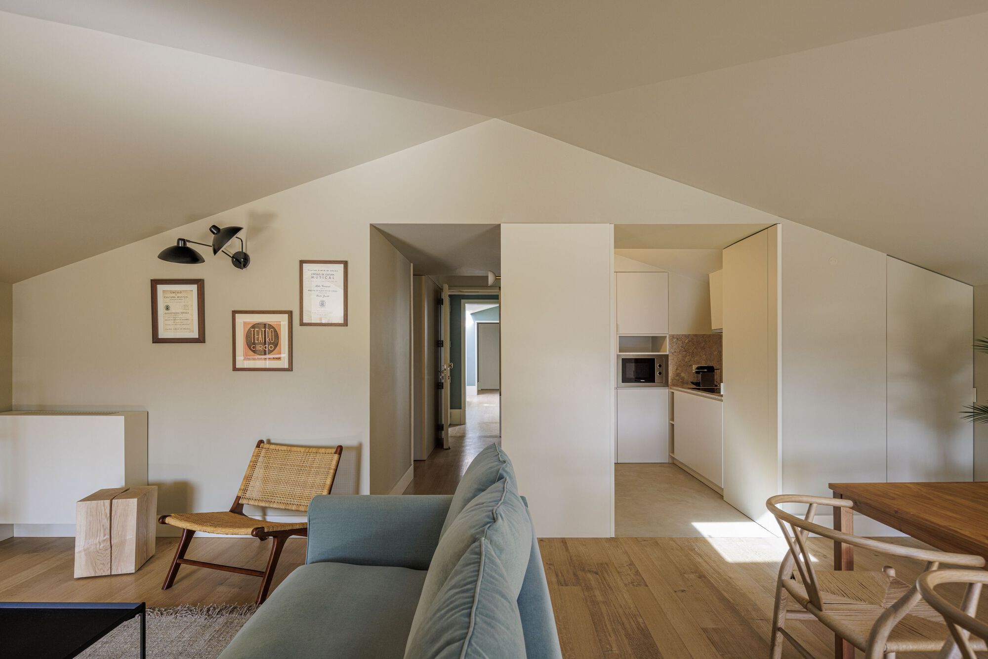 Villa Theatro Apartment Building