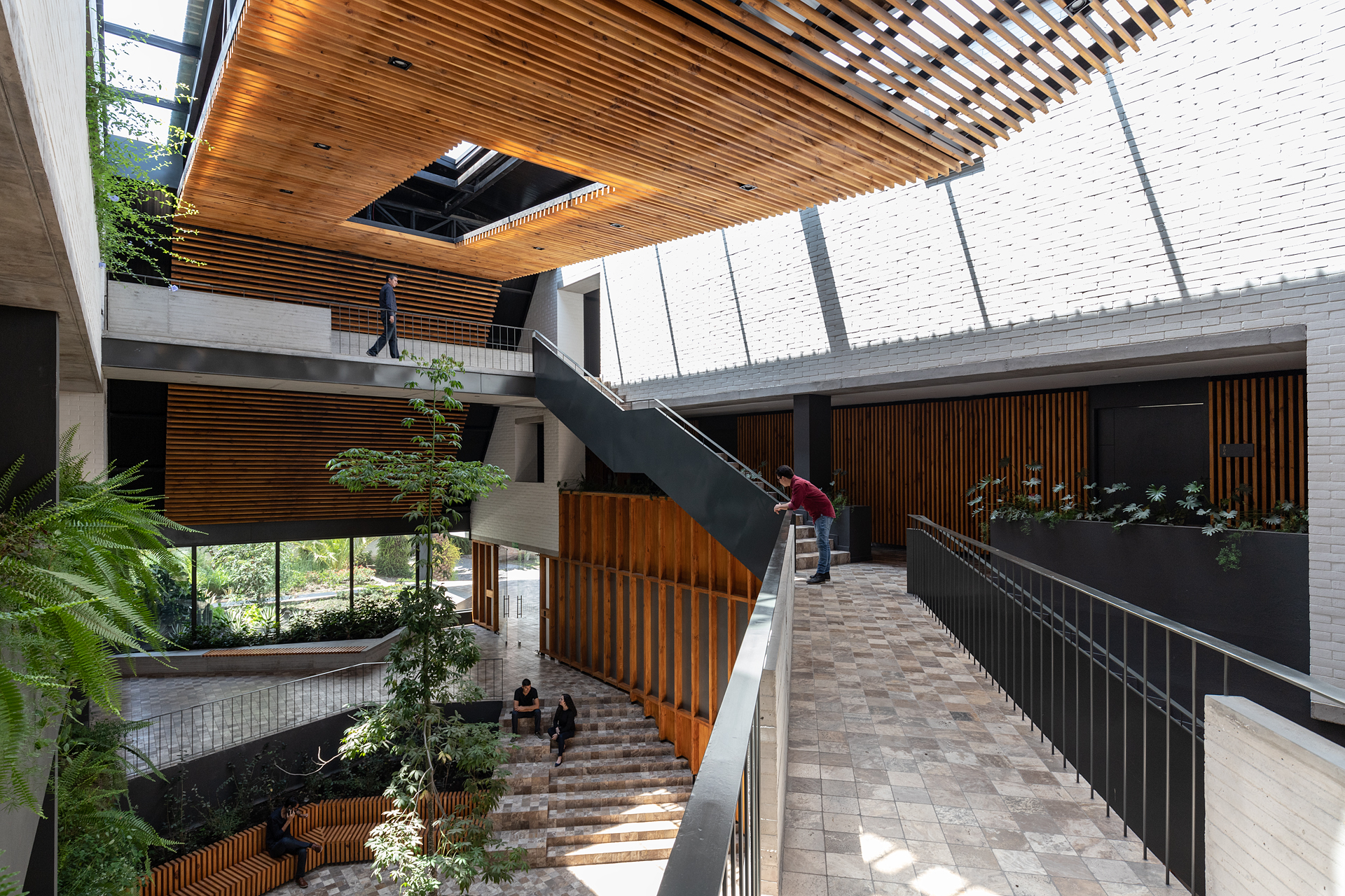 Natura Building
