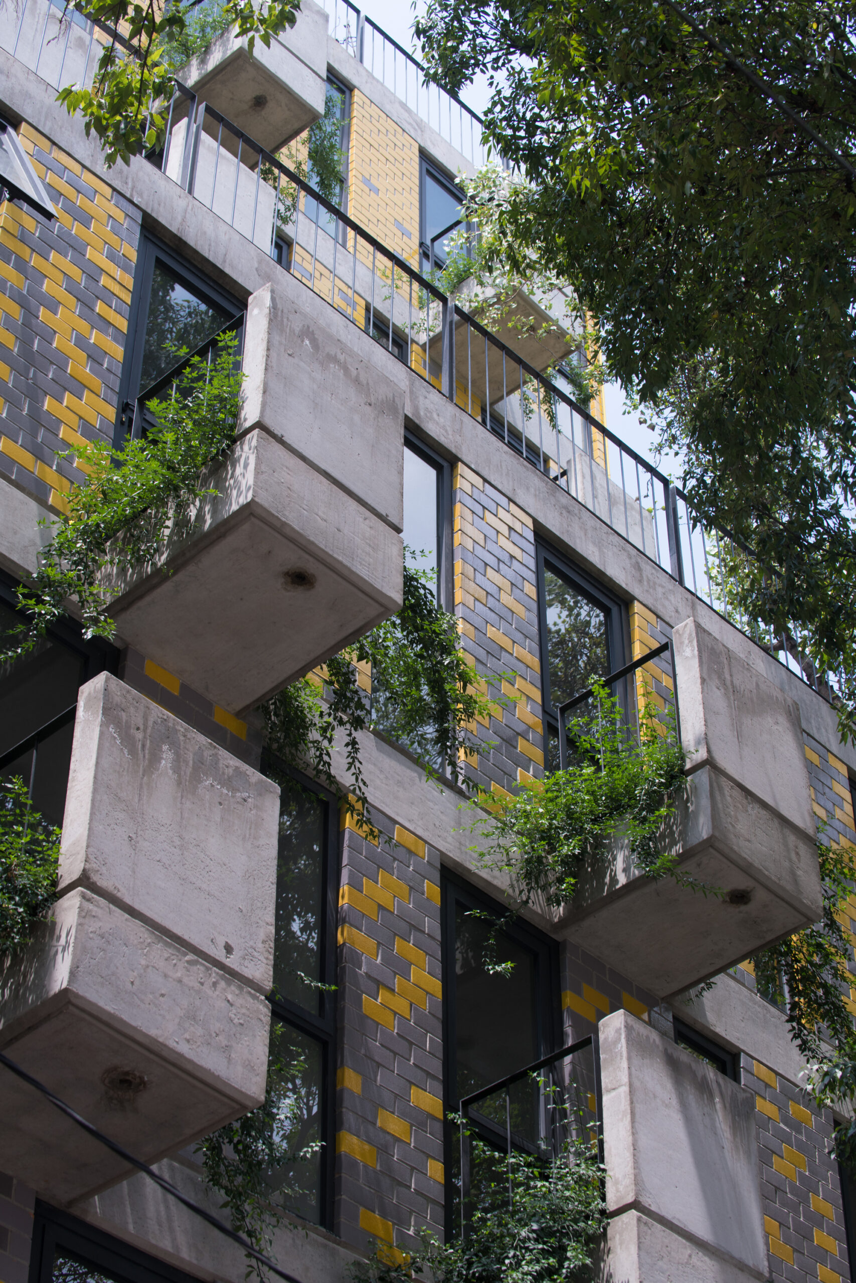GUERRERO 108 Building
