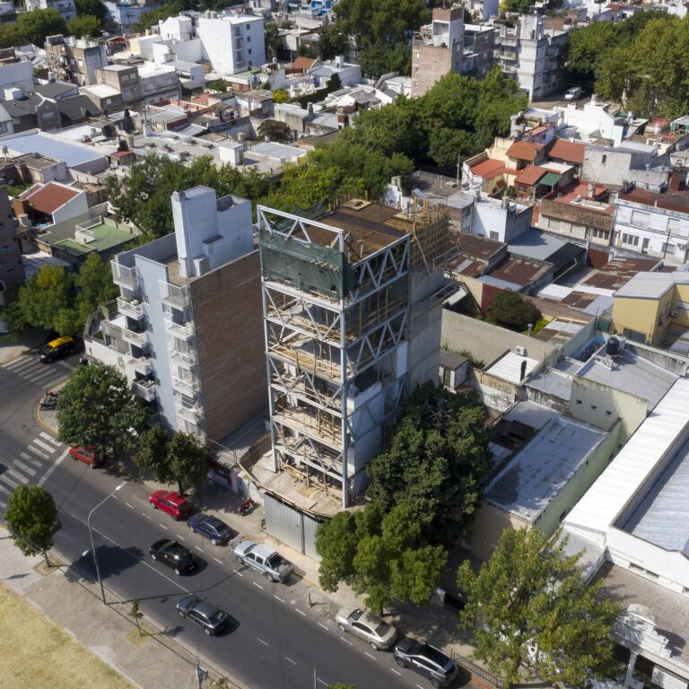 A01 Apartment Building | Federico Marinaro Arquitecto