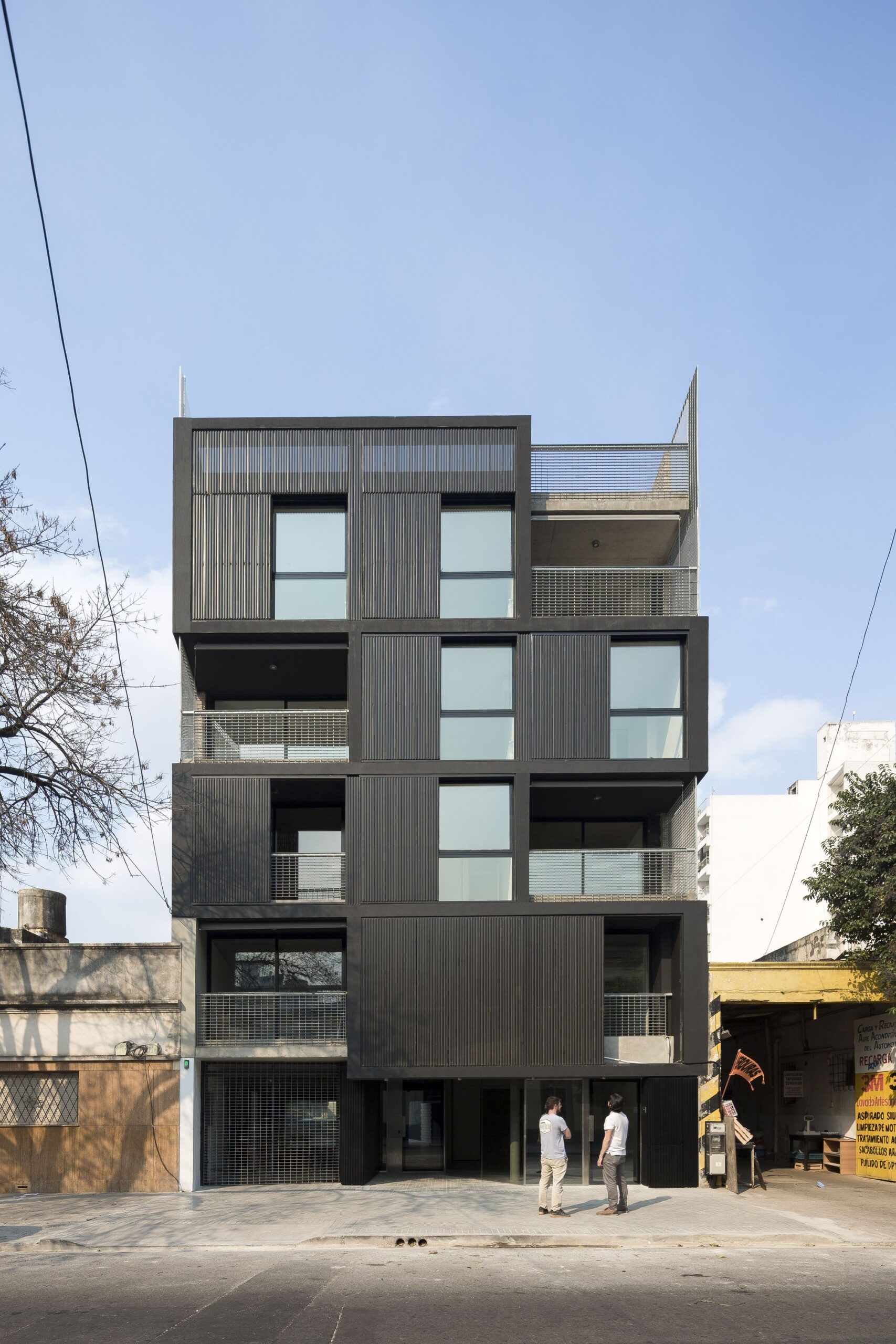 Pichincha Hybrid Housing Complex